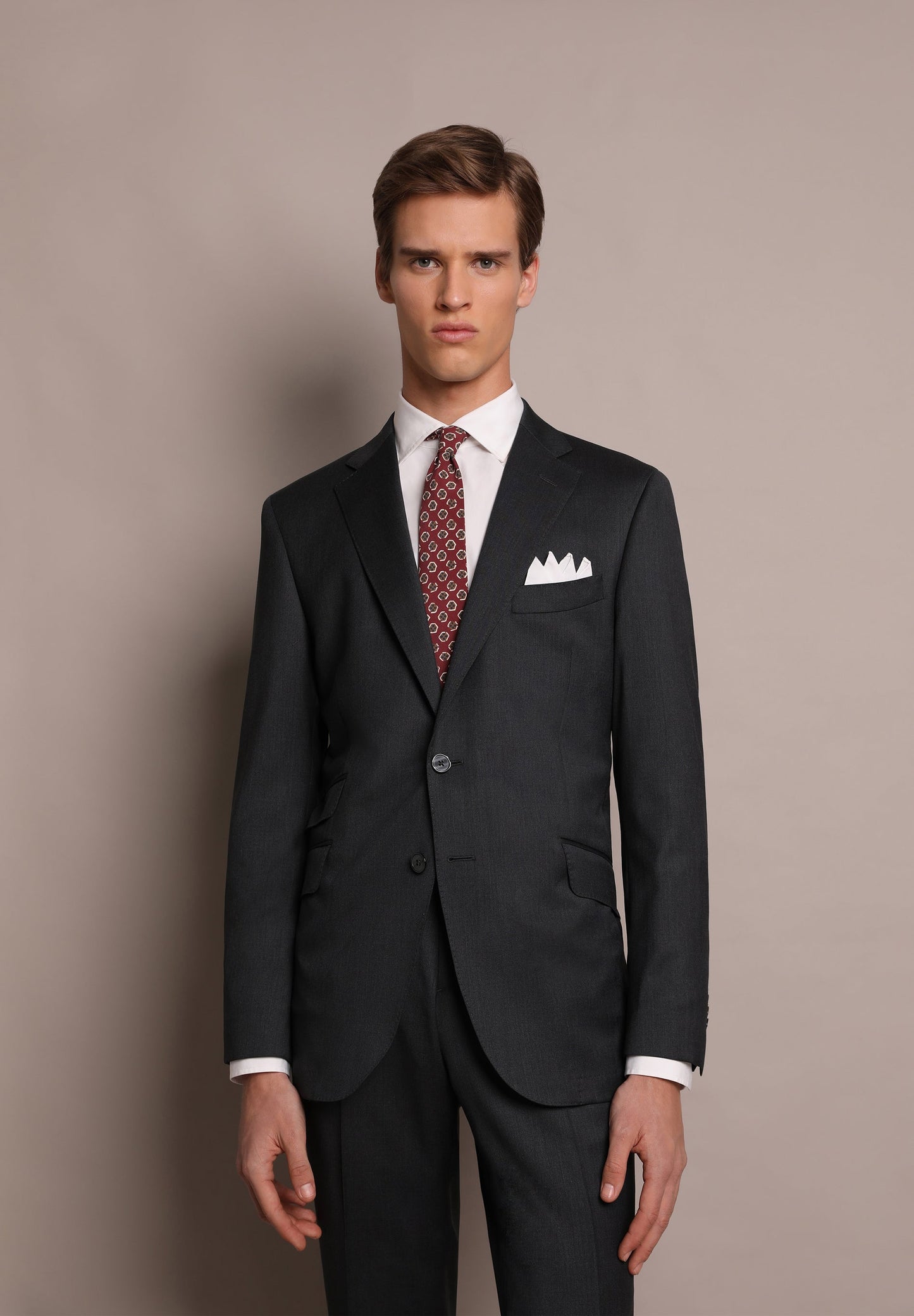TRAJE LANA GRIS CLÁSICO