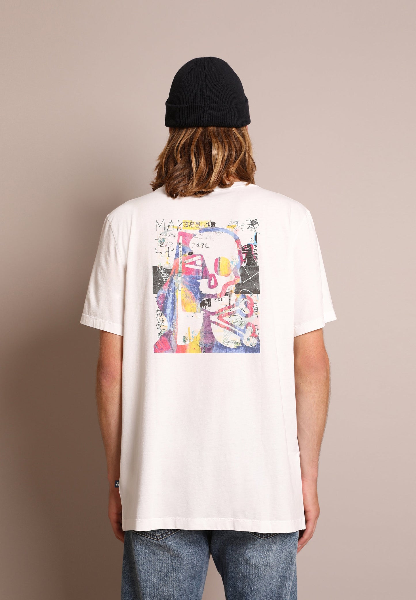 CAMISETA PRINT TRASERO ABSTRACTO