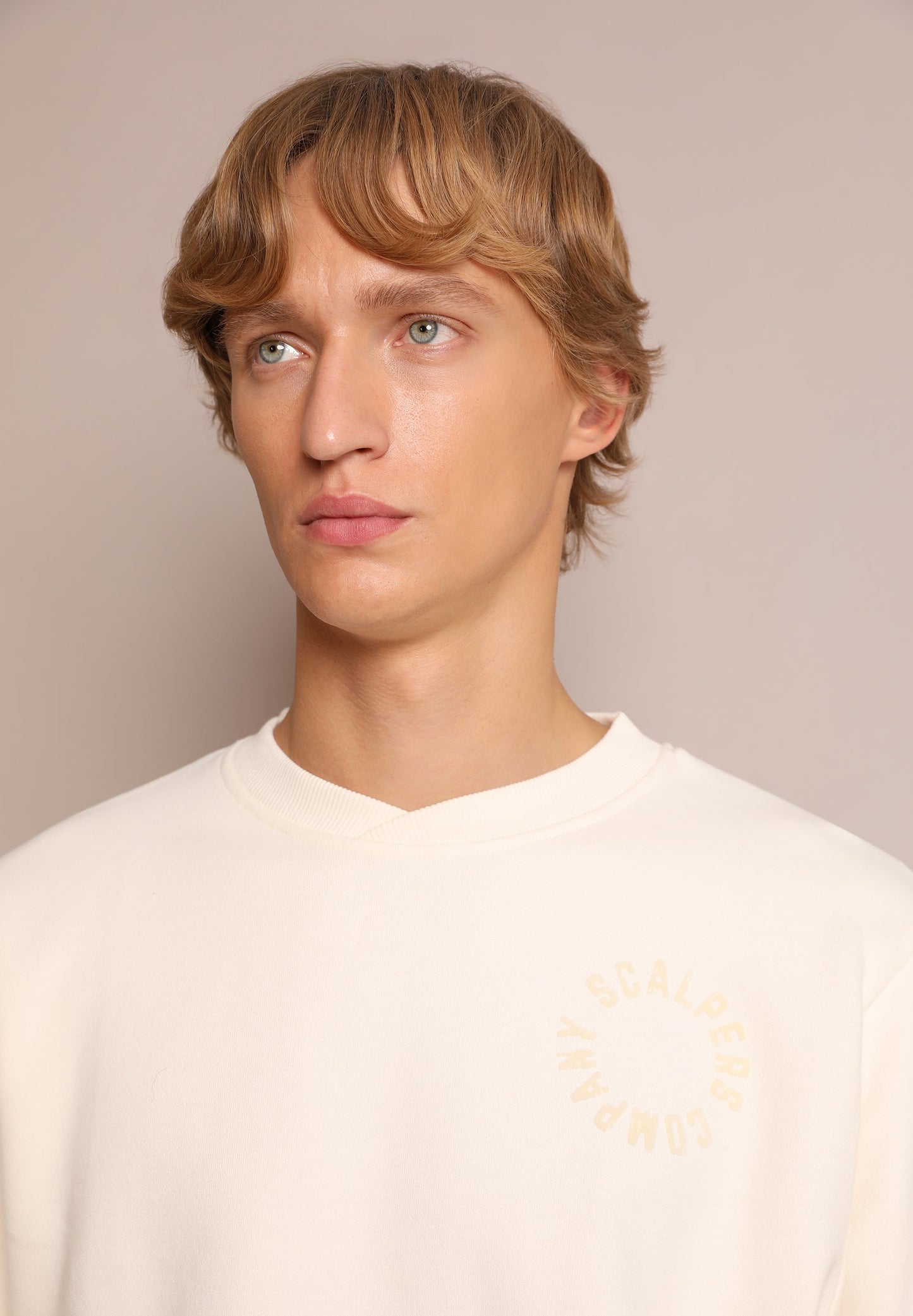 SUDADERA PRINT RELIEVE
