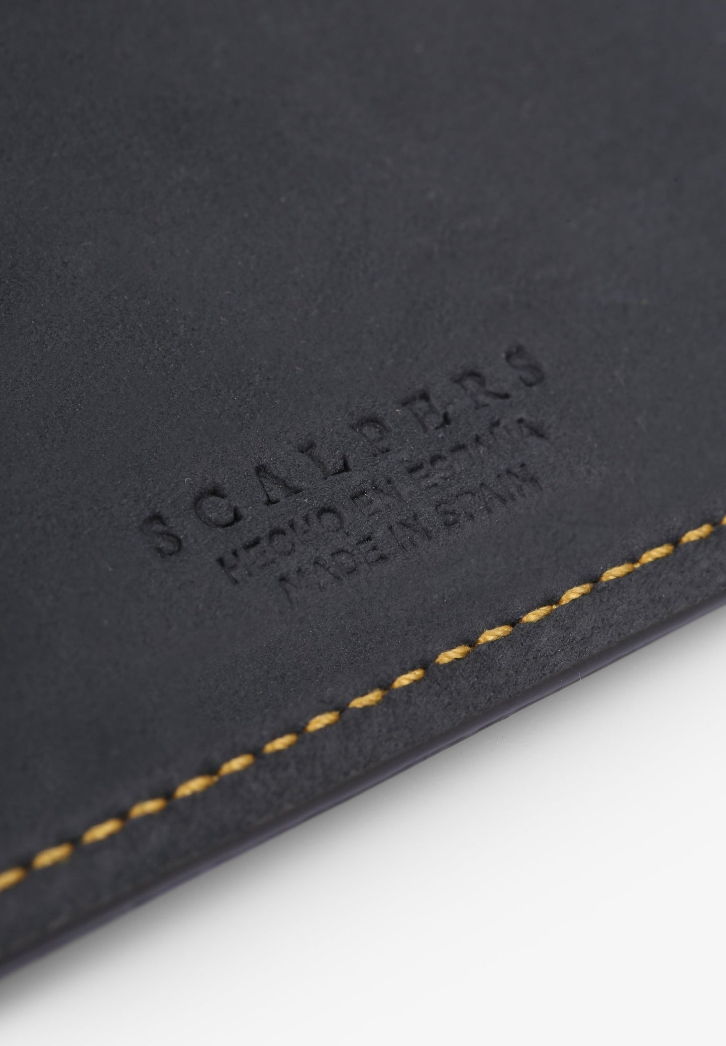 CARTERA PIEL CONTRASTE