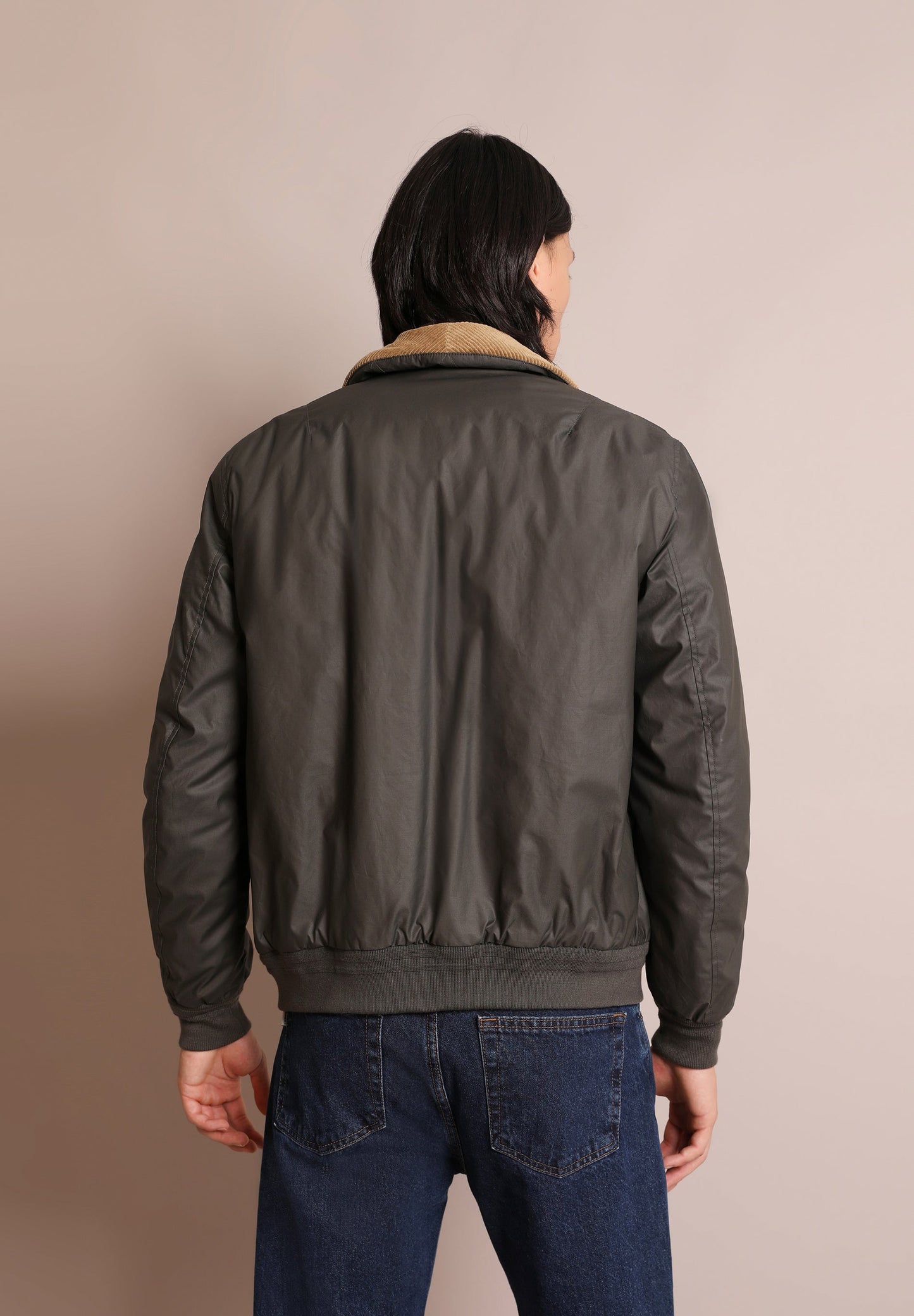 CHAQUETA BOMBER CUELLO DE PANA
