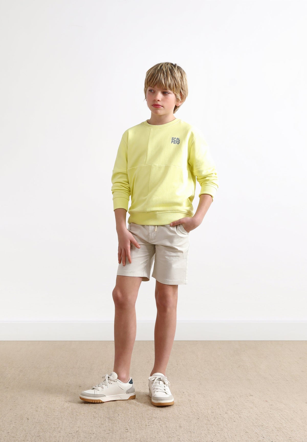 SUDADERA PRINT RECORTES