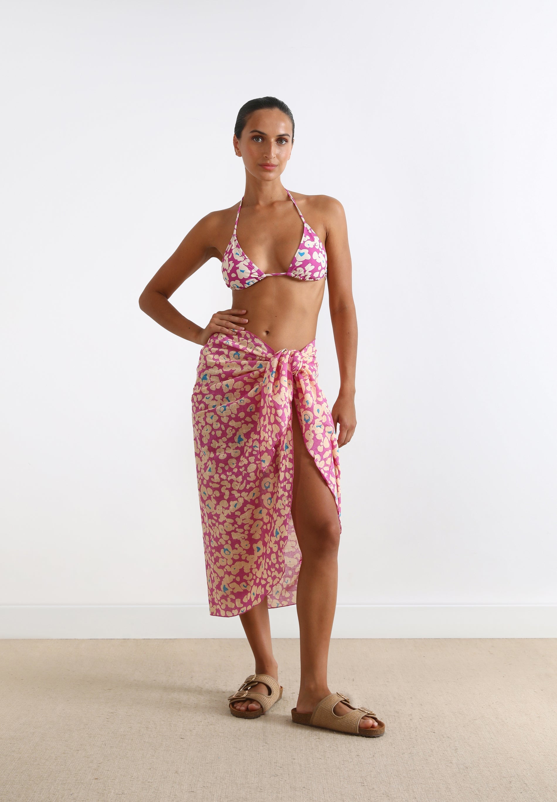 PINK LEO PAREO