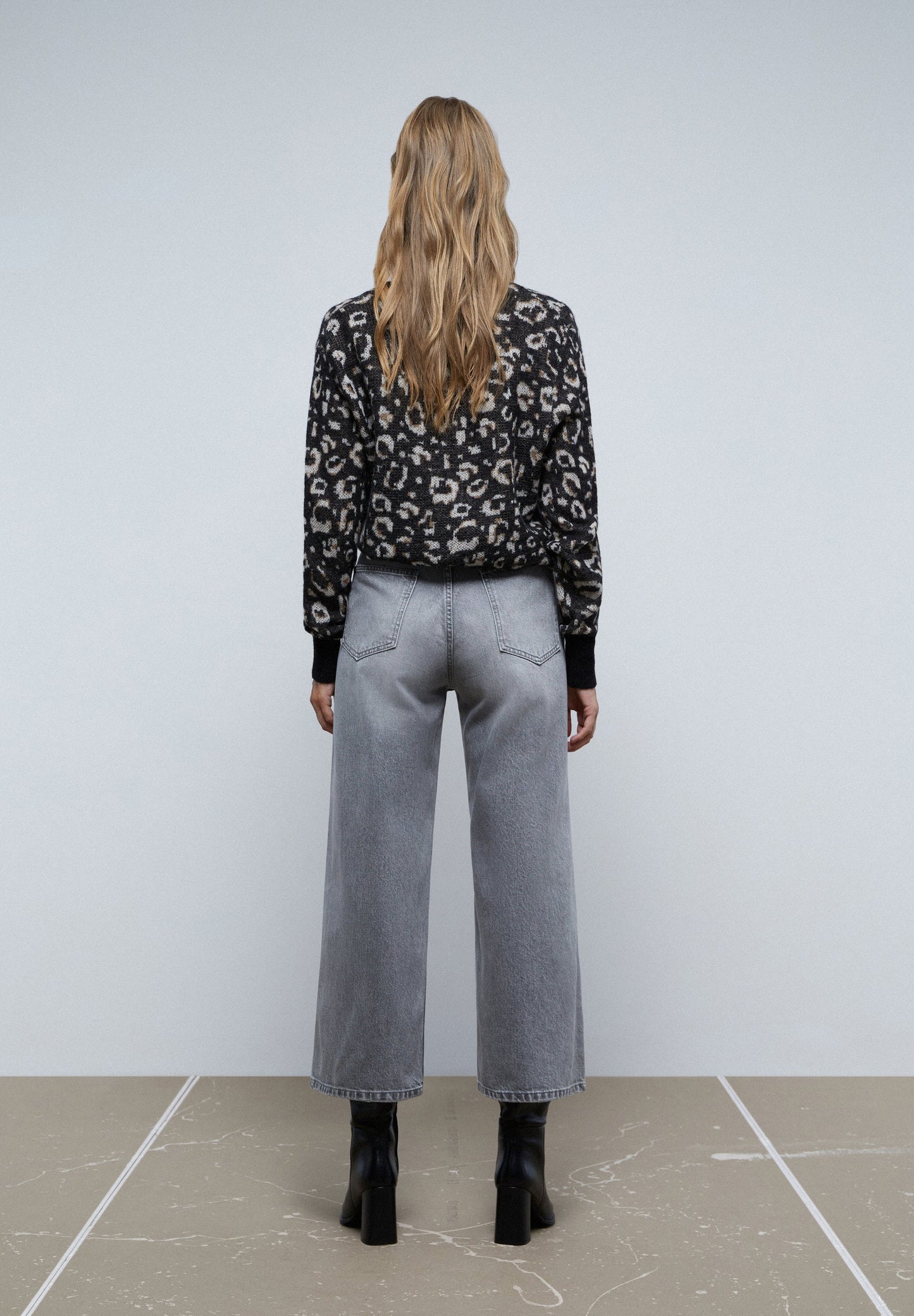 JEANS CULLOTE TACHUELAS