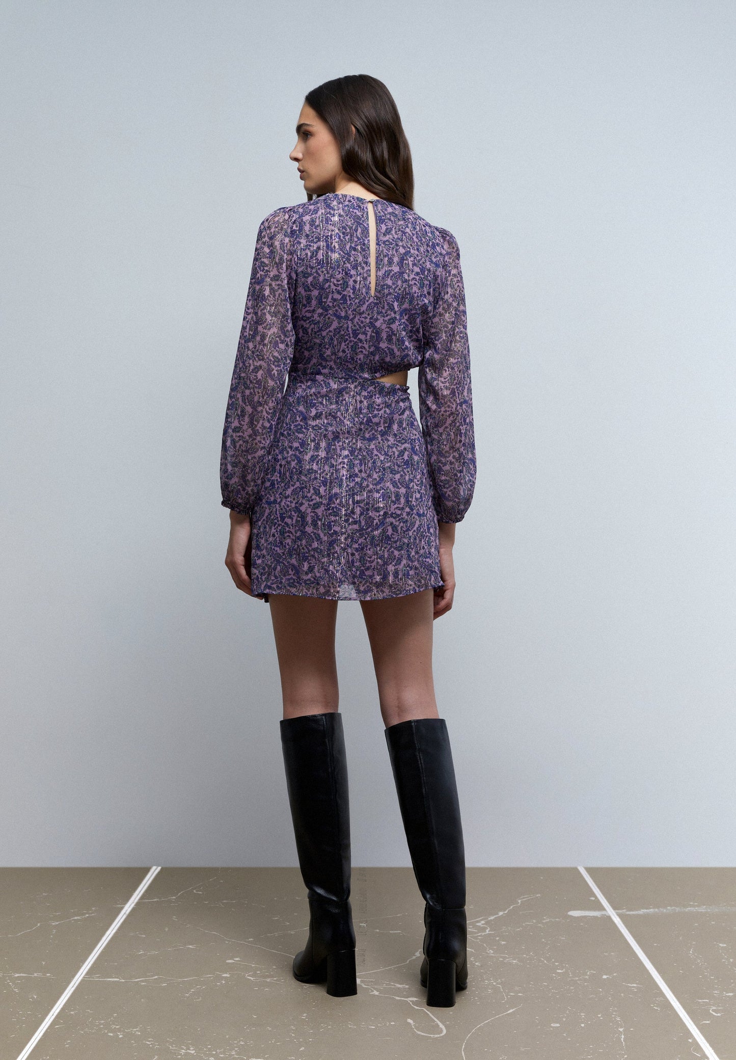 VESTIDO MINI CUT OUT