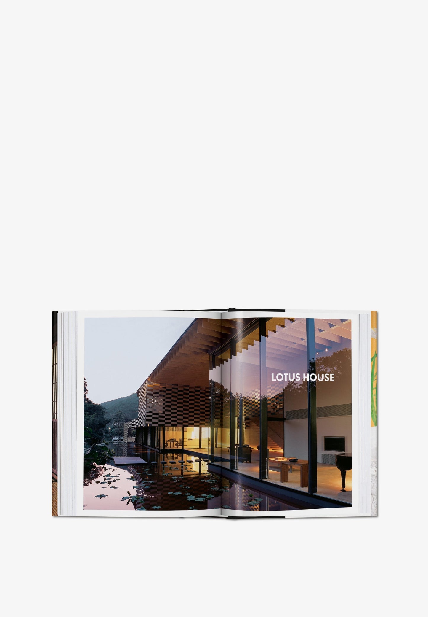 TASCHEN | LIBRO LIVING IN JAPAN 40TH ED