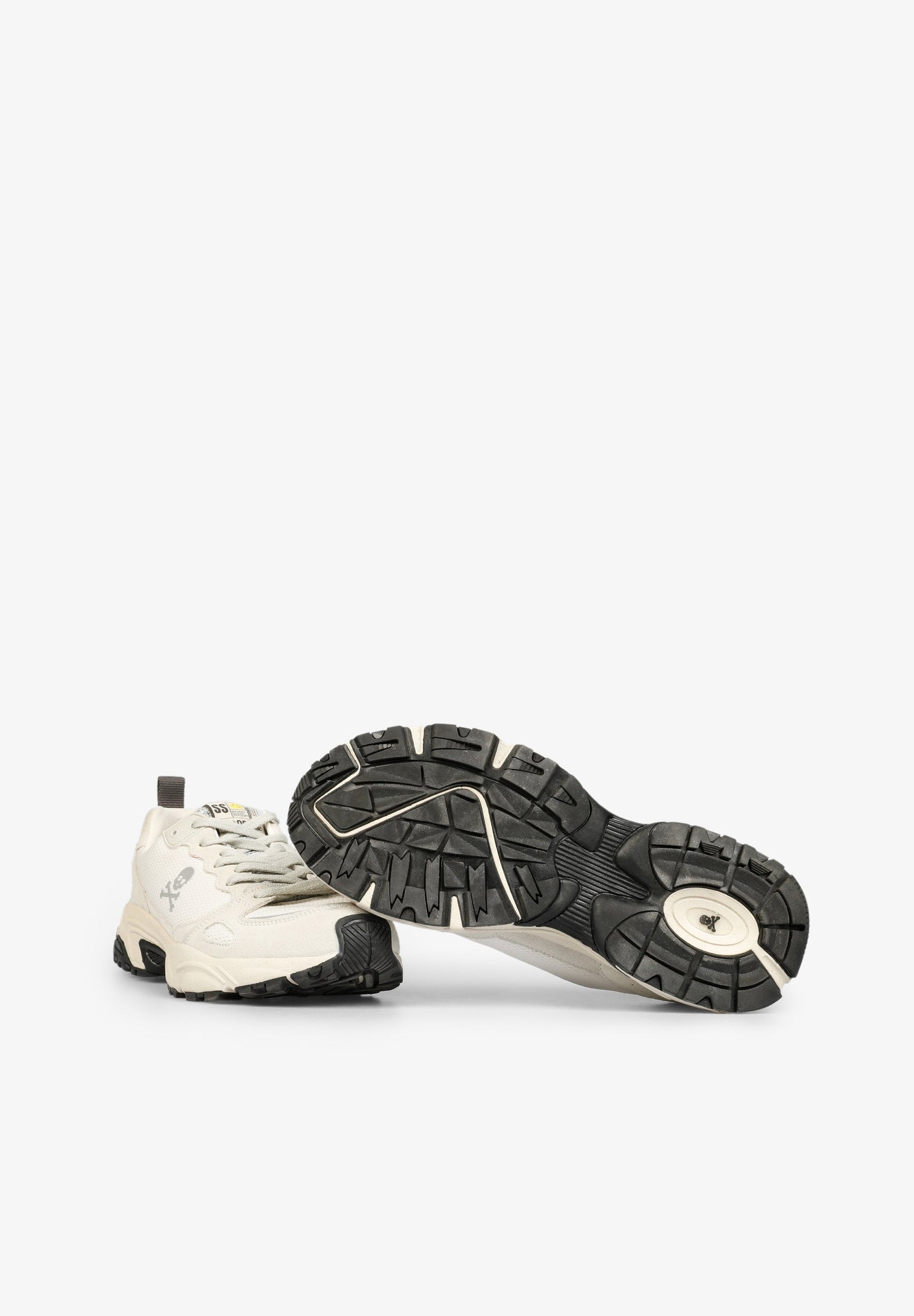 SNEAKERS LIGERA SUELA PRONUNCIADA