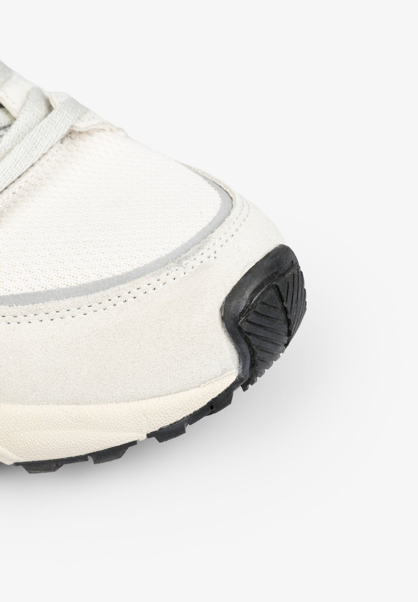 SNEAKERS LIGERA SUELA PRONUNCIADA
