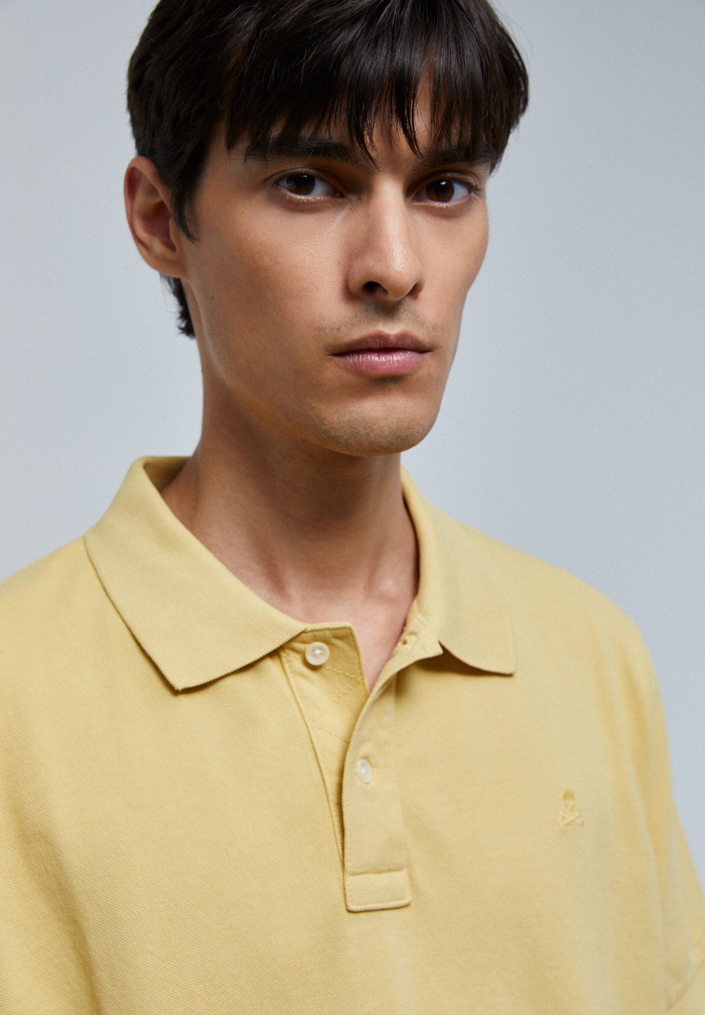 POLO BÁSICO CALAVERA