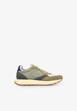 SNEAKERS DETALLE METALIZADO