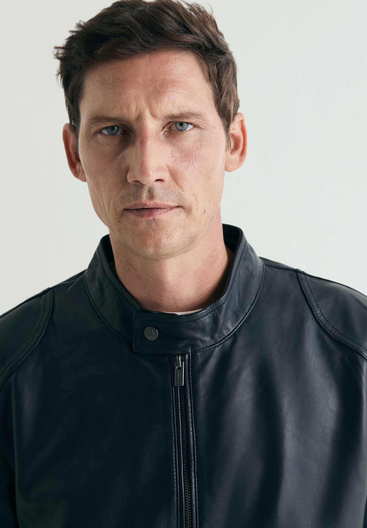 CHAQUETA BOMBER PIEL