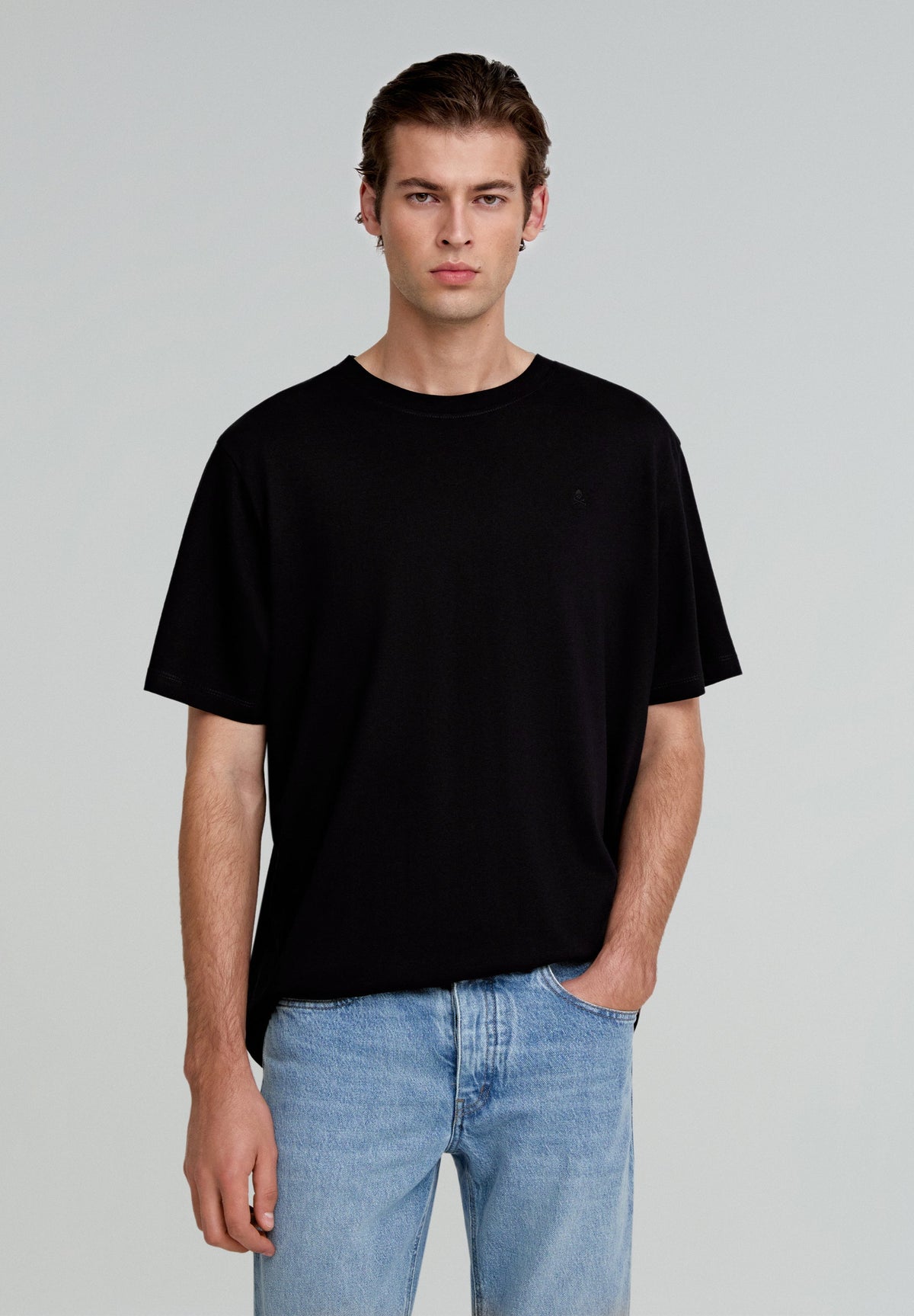 CAMISETA CALAVERA BORDADA - Scalpers