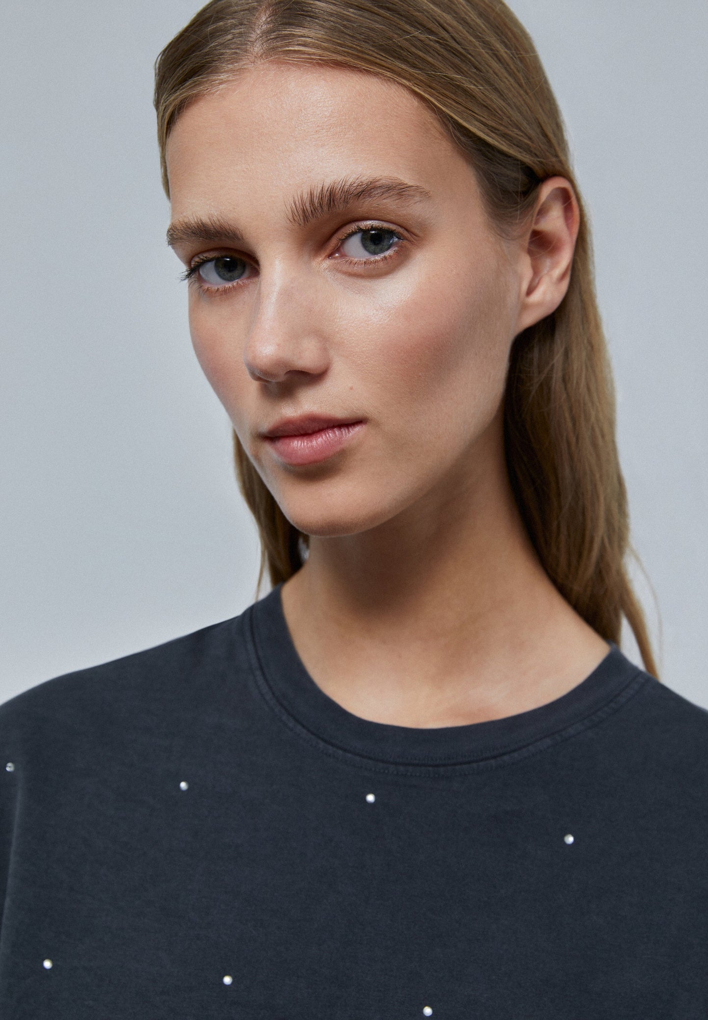 CAMISETA DETALLE CRISTALES