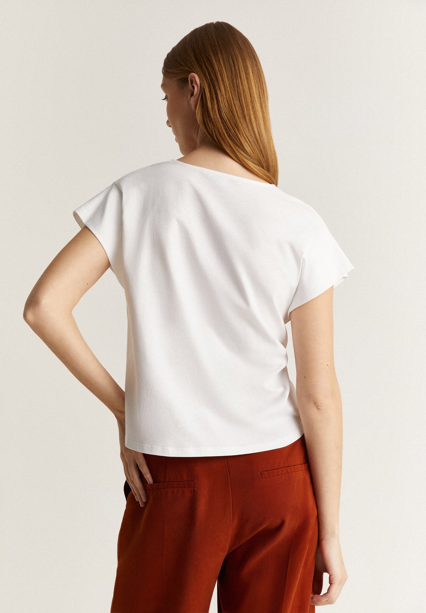 CAMISETA NUDO FRONTAL