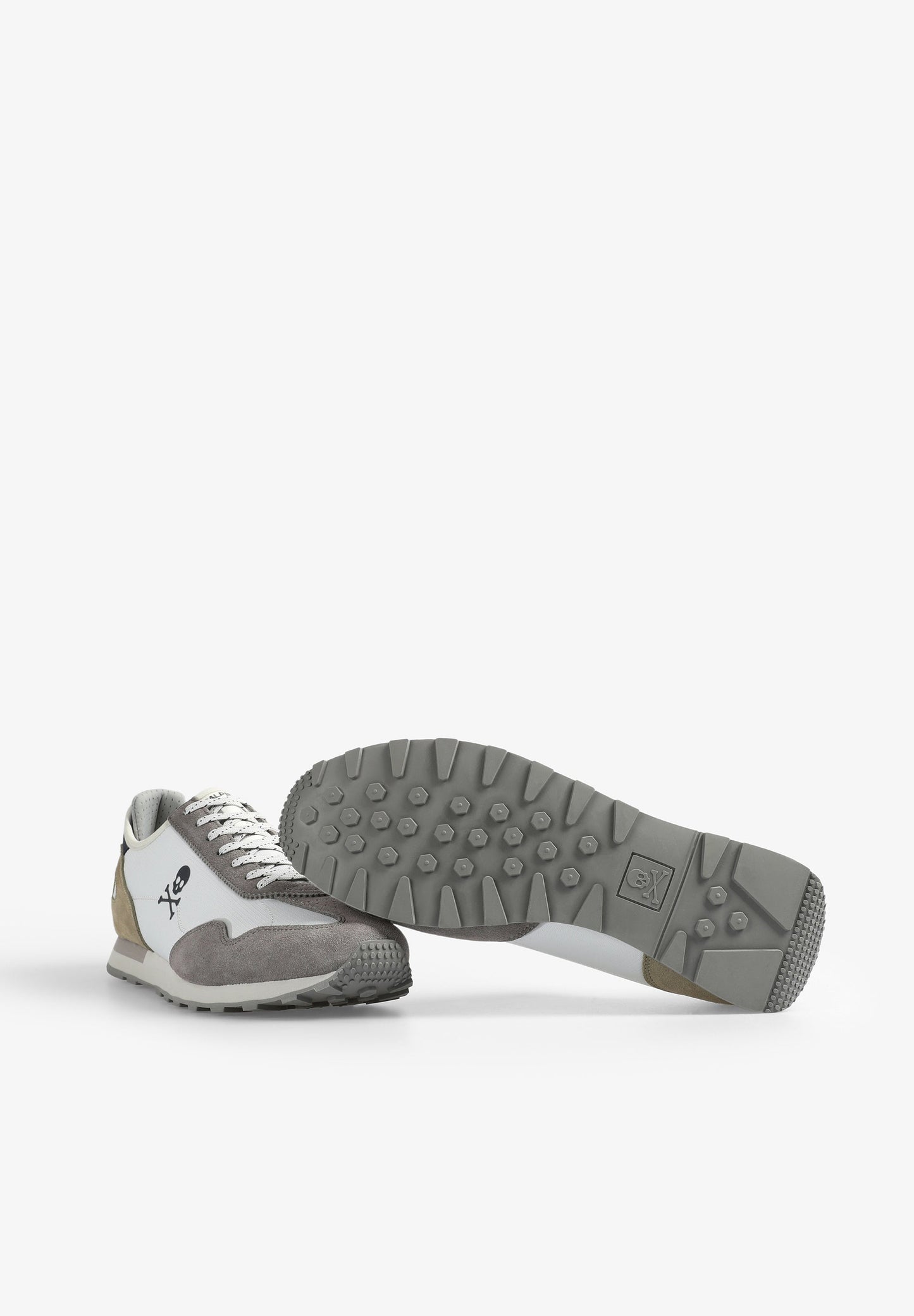 SNEAKERS ANTE CALAVERA