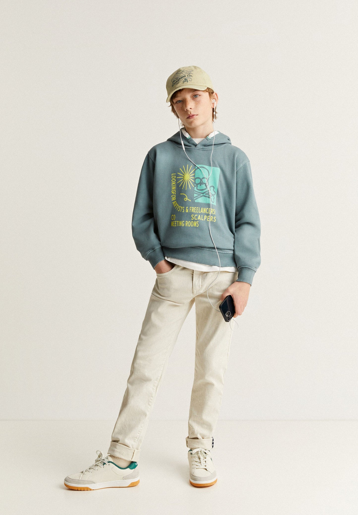SUDADERA CAPUCHA PRINT DELANTERO