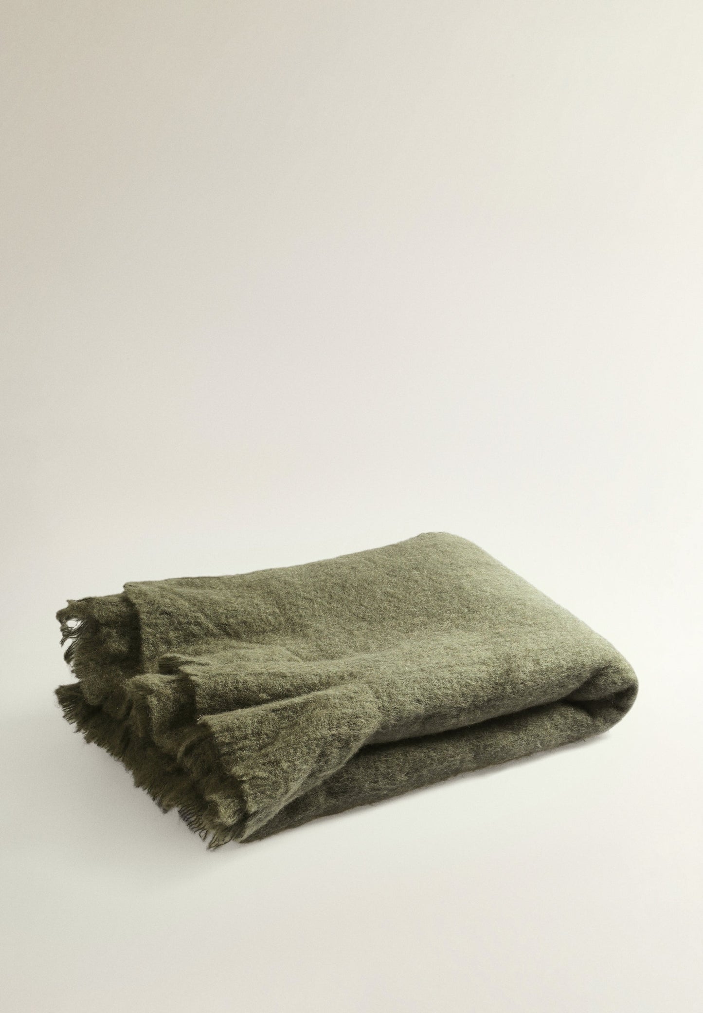 MANTA LANA CARDADA FLECOS