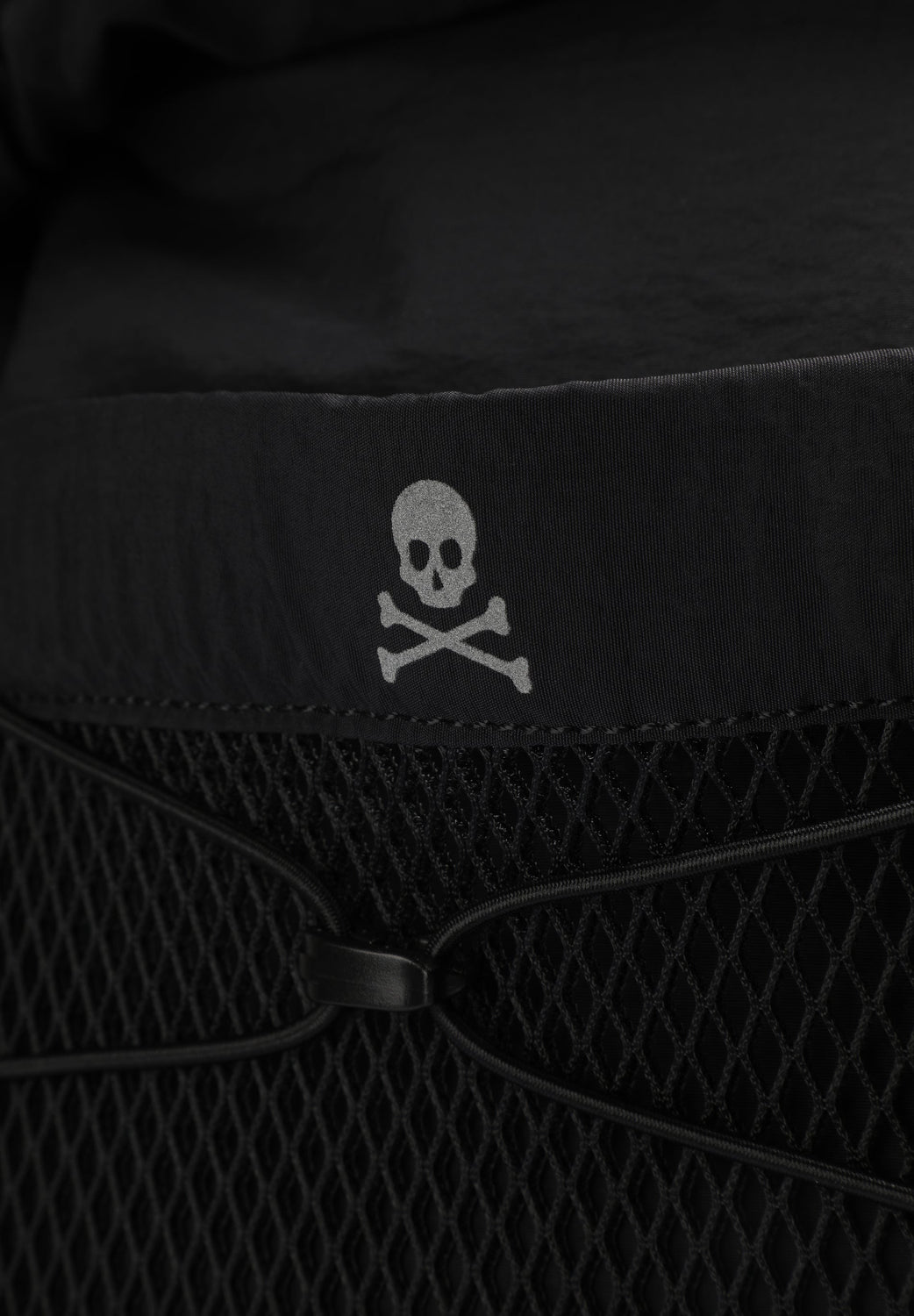MOCHILA TÉCNICA DETALLES MESH - Scalpers