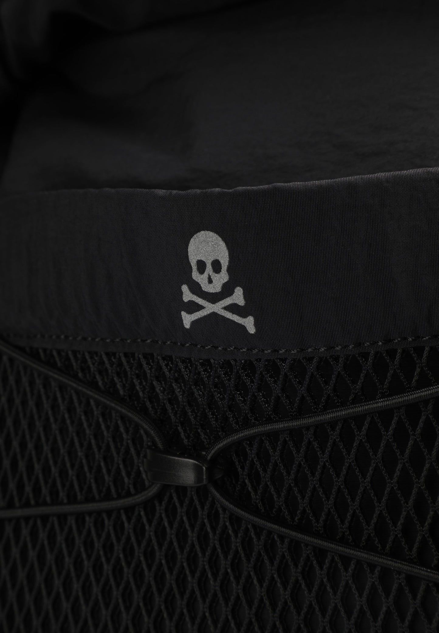 MOCHILA TÉCNICA DETALLES MESH - Scalpers
