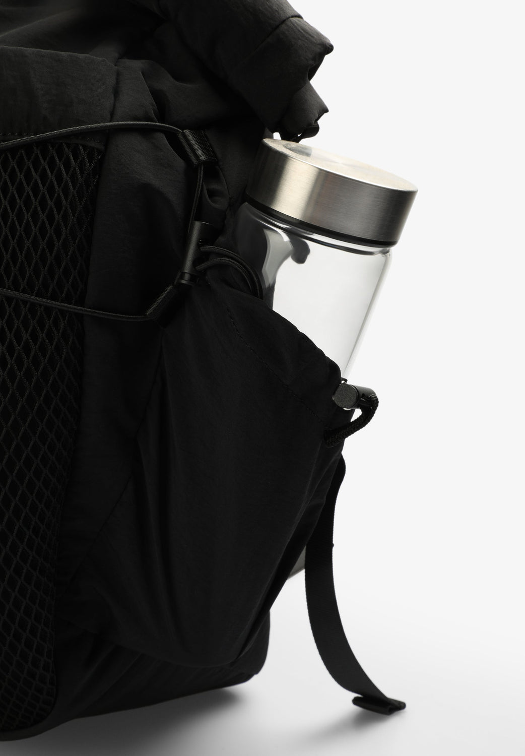 MOCHILA TÉCNICA DETALLES MESH - Scalpers