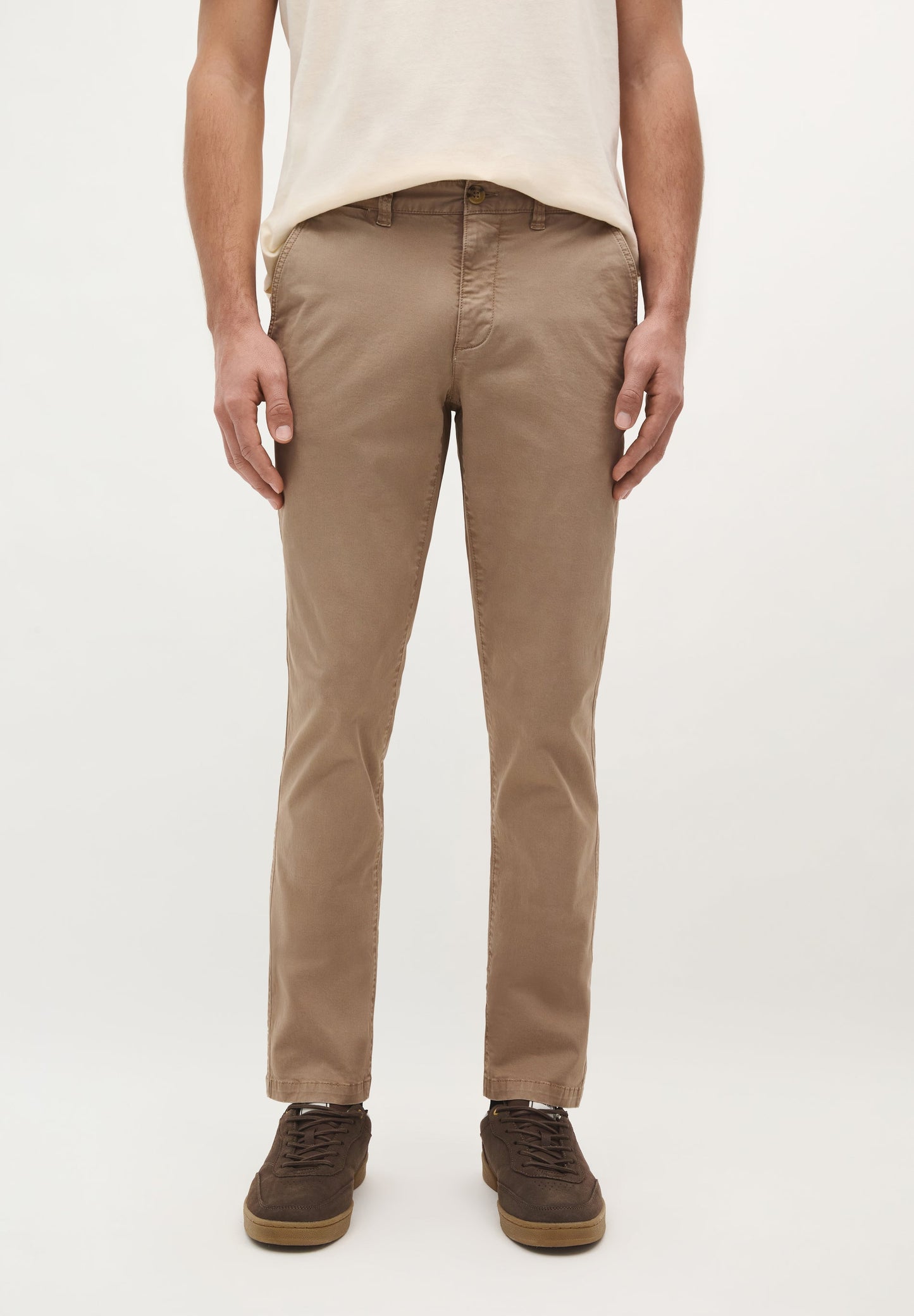 PANTALÓN CHINO CASUAL