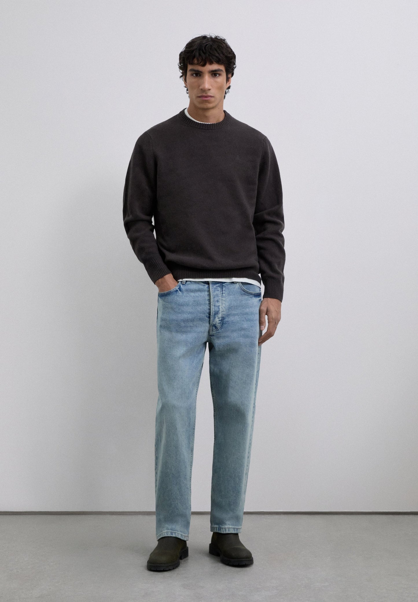 PANTALÓN VAQUERO REGULAR FIT