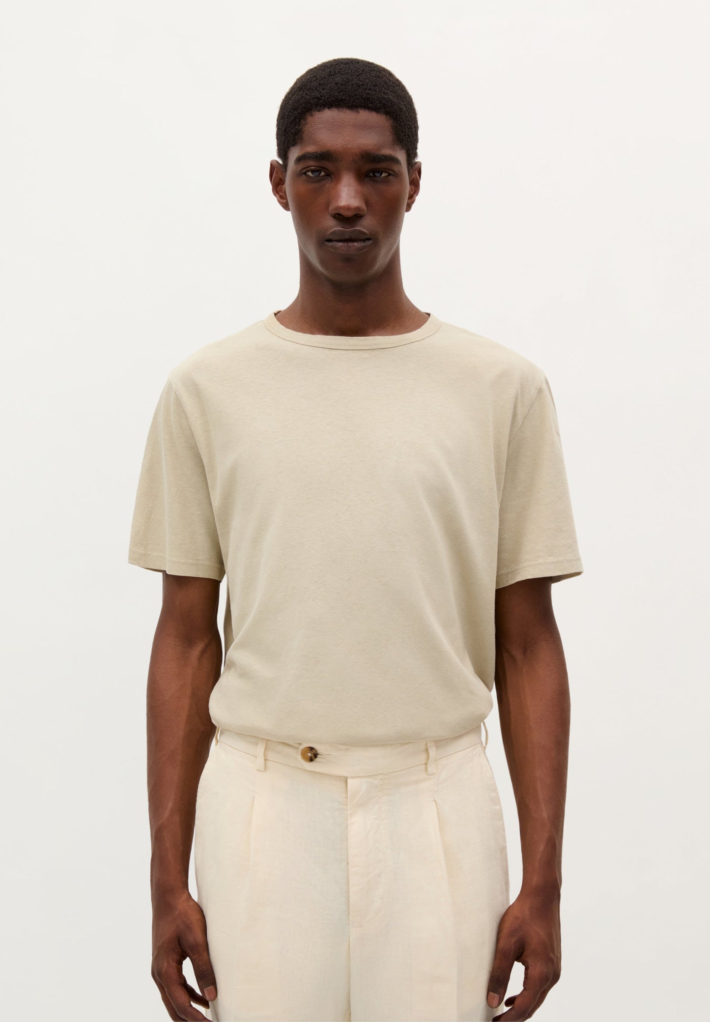 CAMISETA LISA BÁSICA ALGODÓN