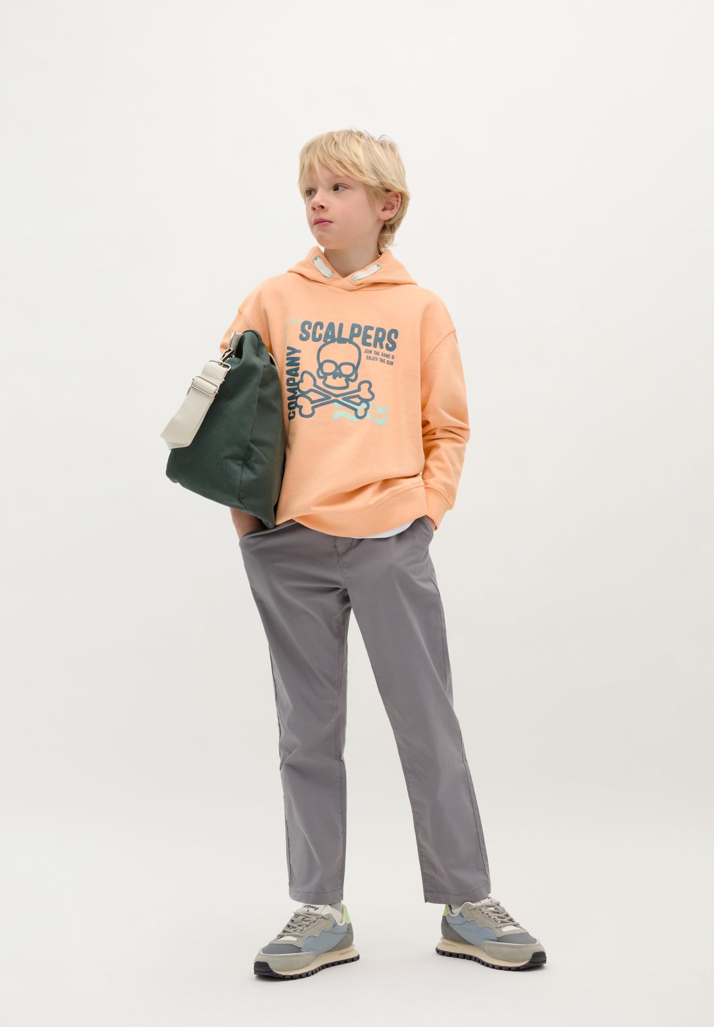 SUDADERA CAPUCHA PRINT DELANTERO