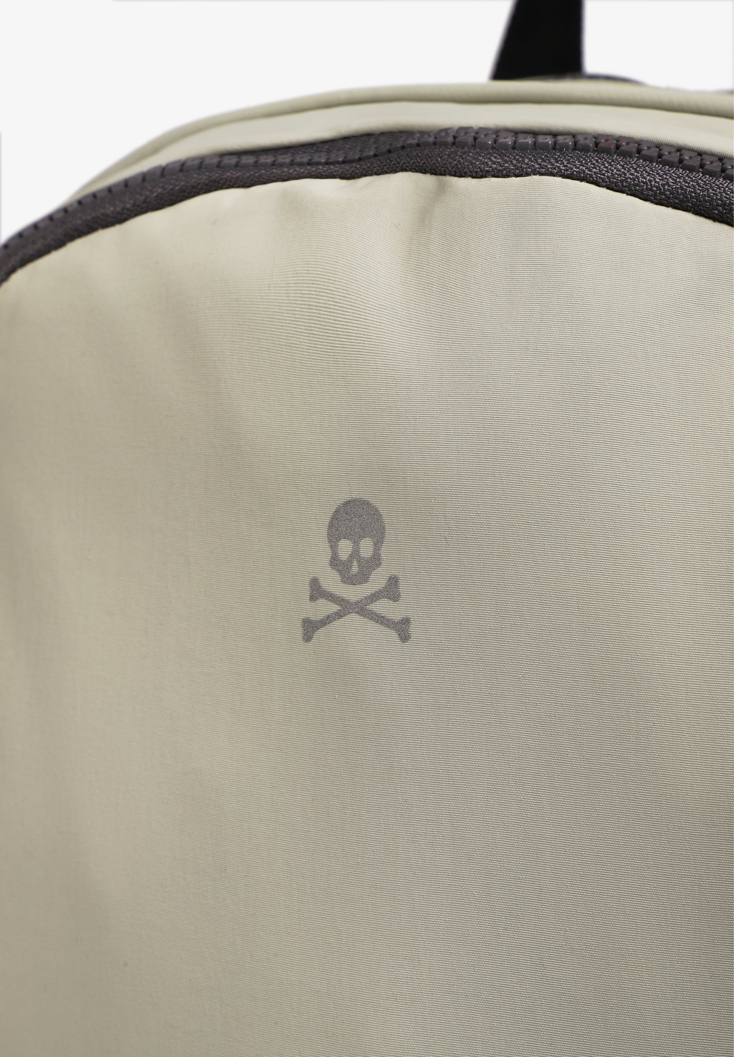 MOCHILA BÁSICA CALAVERA