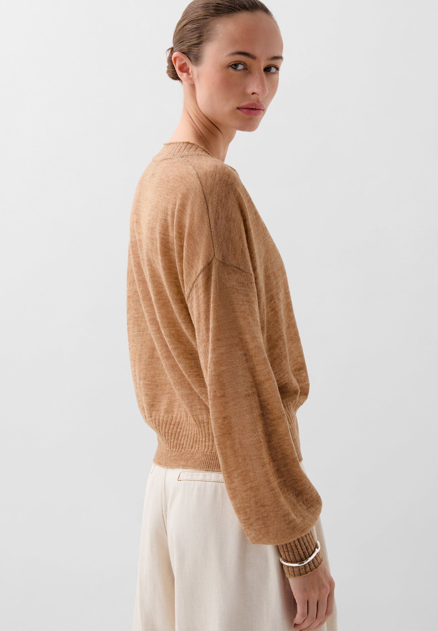 JERSEY DETALLE ESCOTE