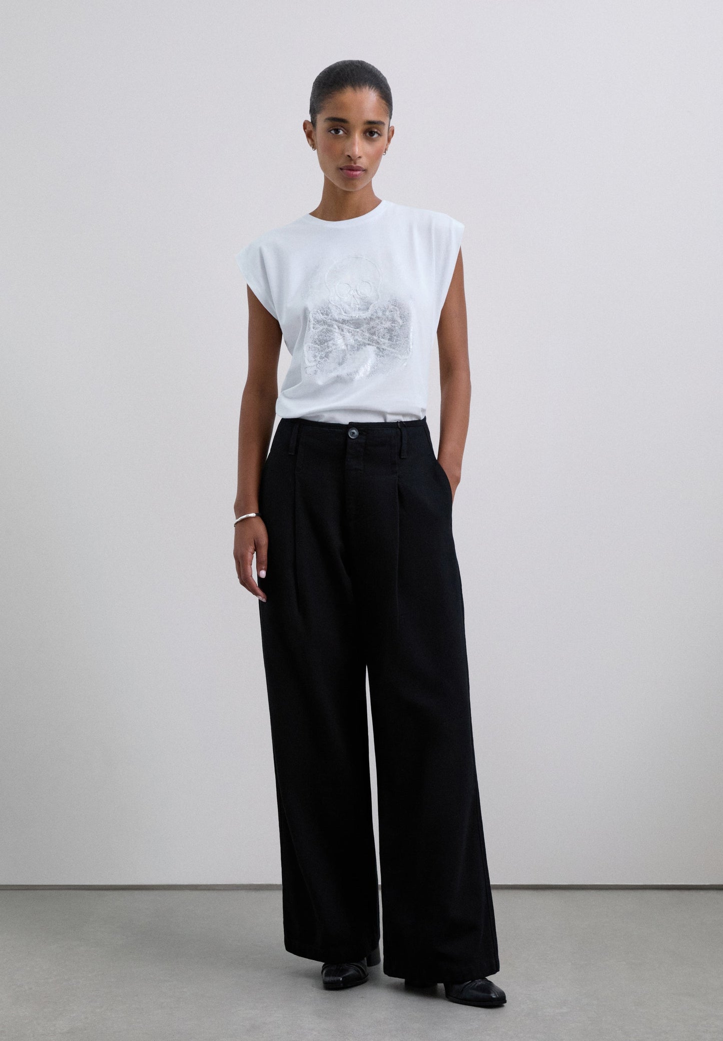 CAMISETA PRINT METALIZADO CALAVERA