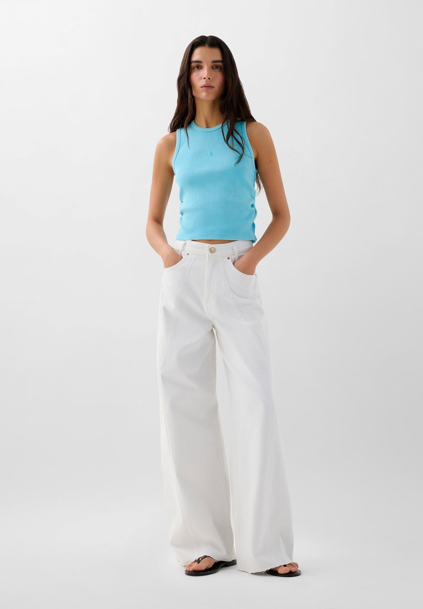 TANK TOP FRUNCES LATERALES