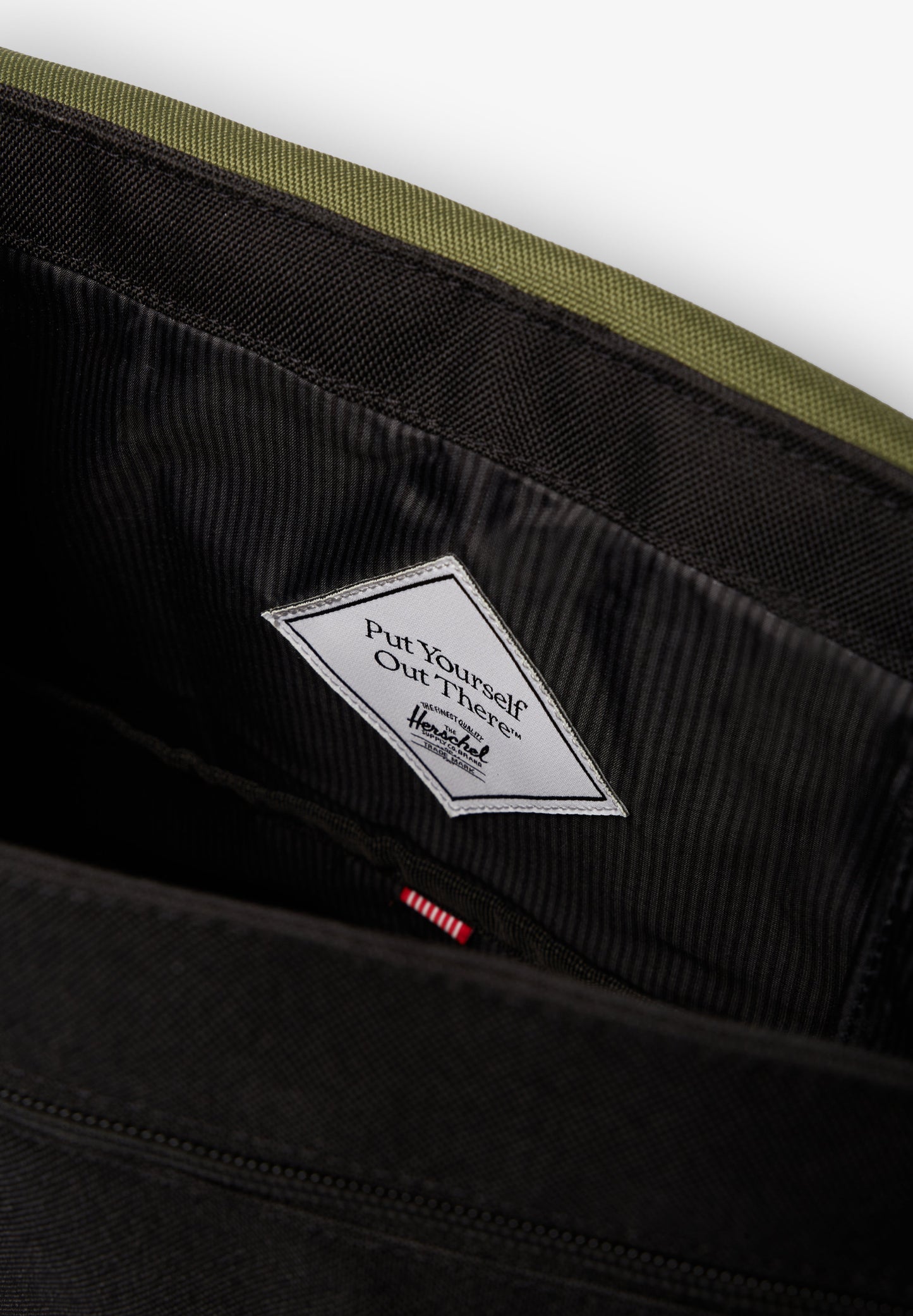 HERSCHEL | MOCHILA SURVEY