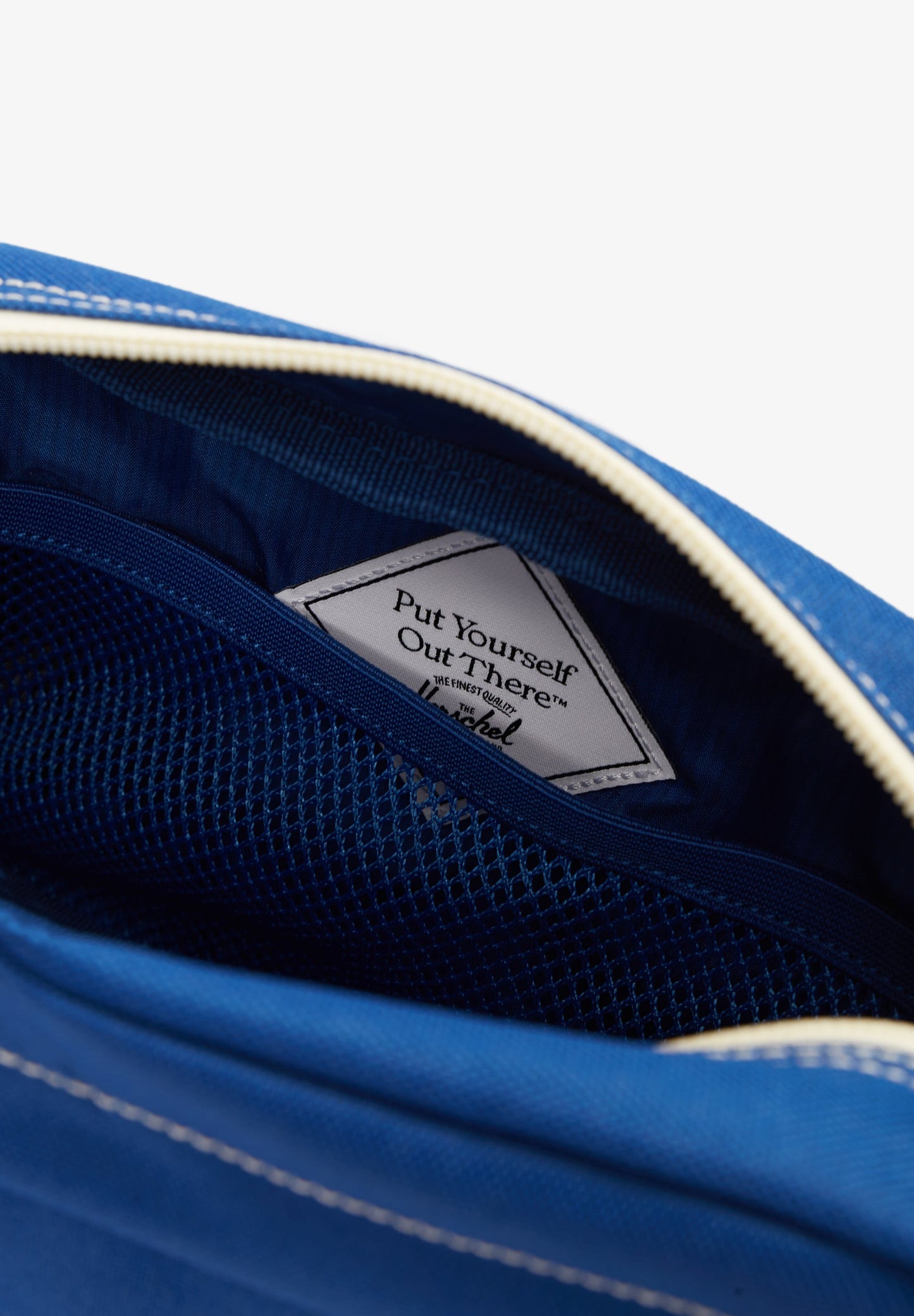 HERSCHEL | NECESER CHAPTER TRAVEL KIT