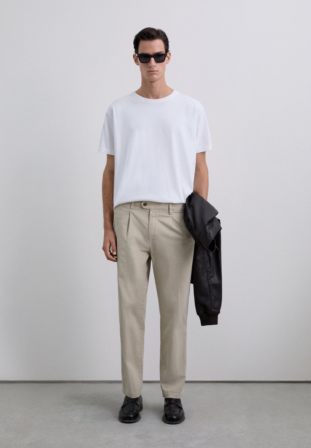 PANTALÓN PINZAS