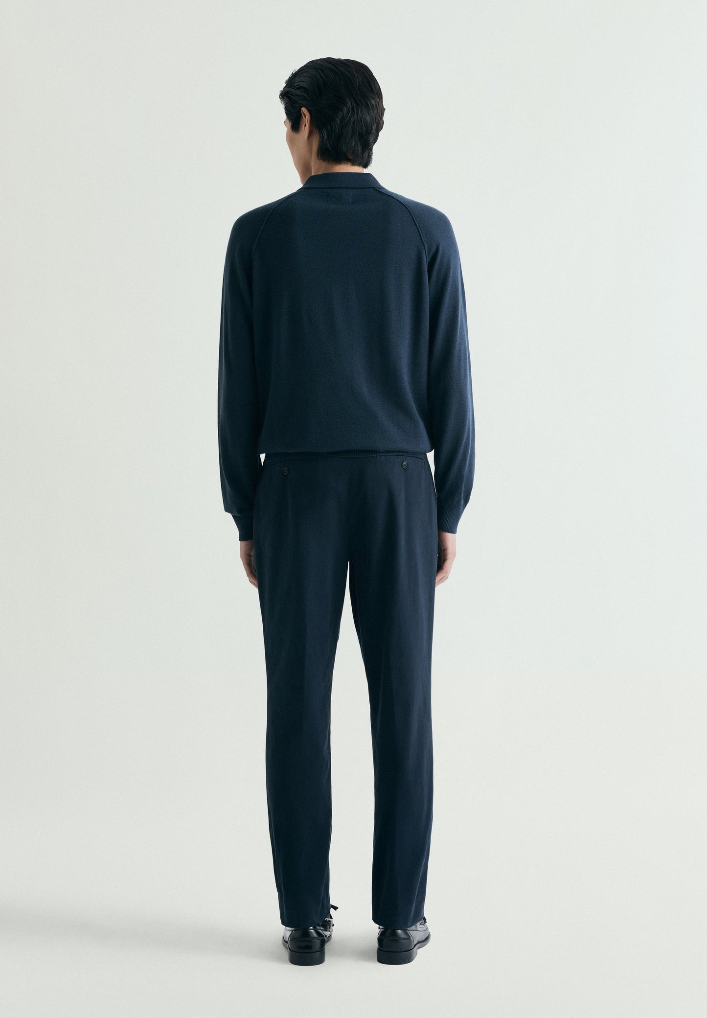 PANTALÓN CHINO PINZAS
