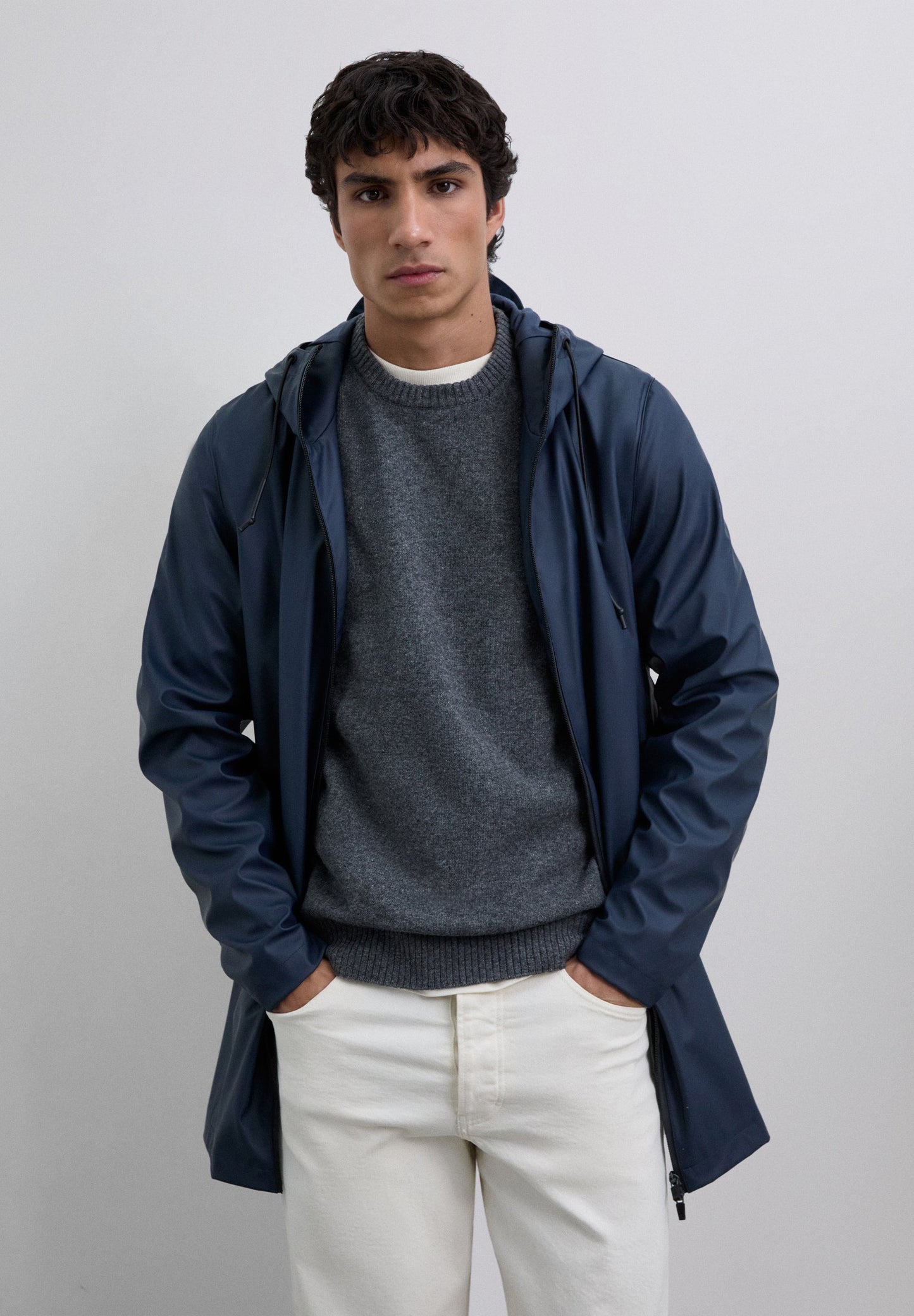 CHAQUETA IMPERMEABLE LOGO