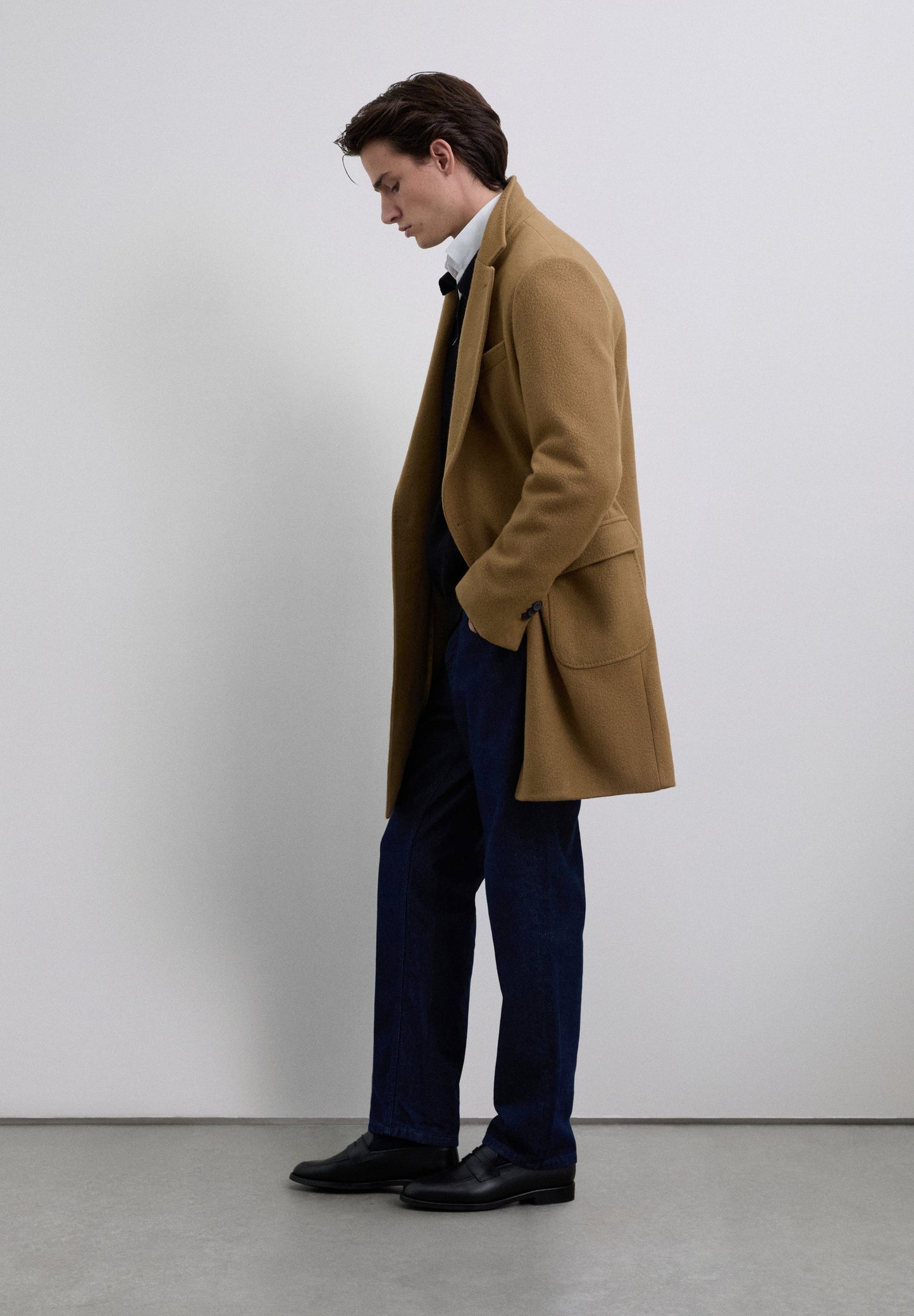 ABRIGO LARGO SOLAPA LANA