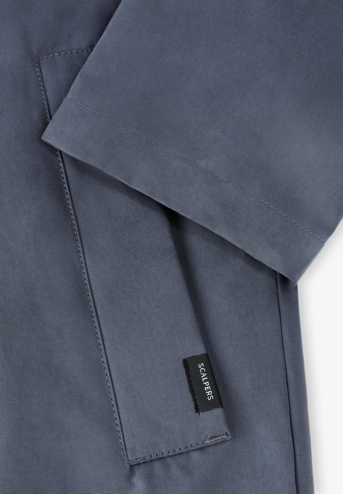 GABARDINA LIGERA PRINT CALAVERA