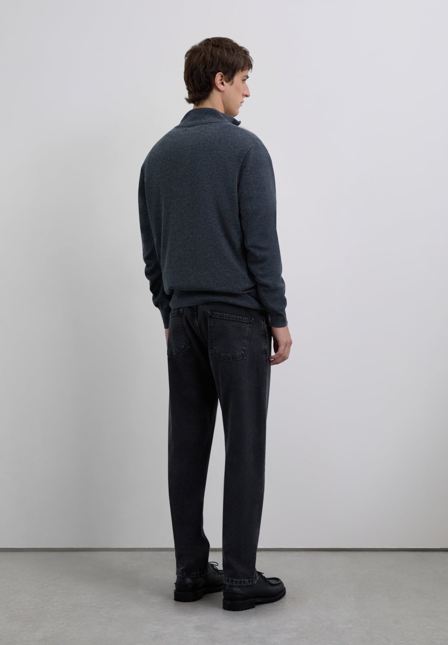 PANTALÓN VAQUERO SLIM FIT