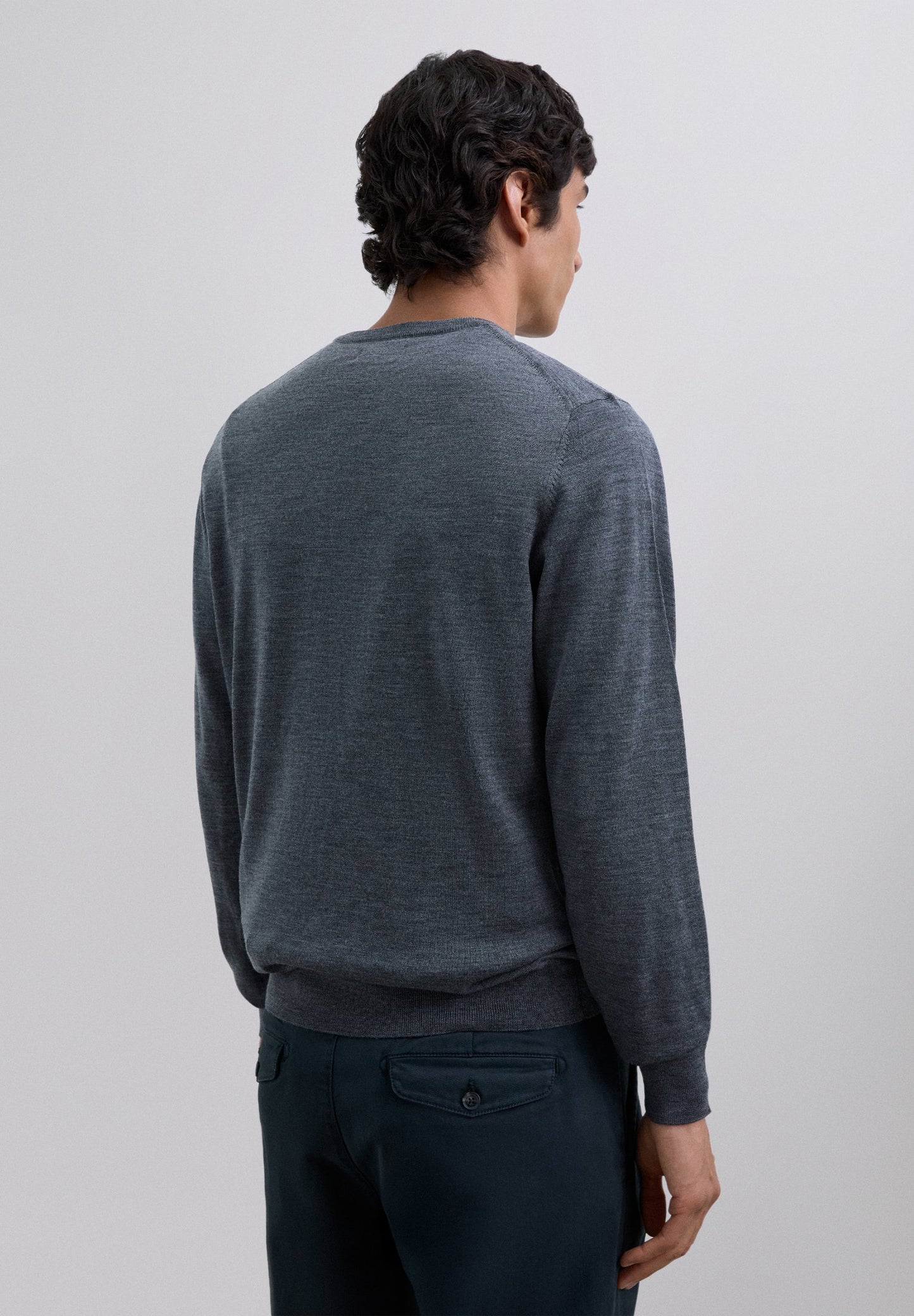 JERSEY BORDADO LANA MERINO