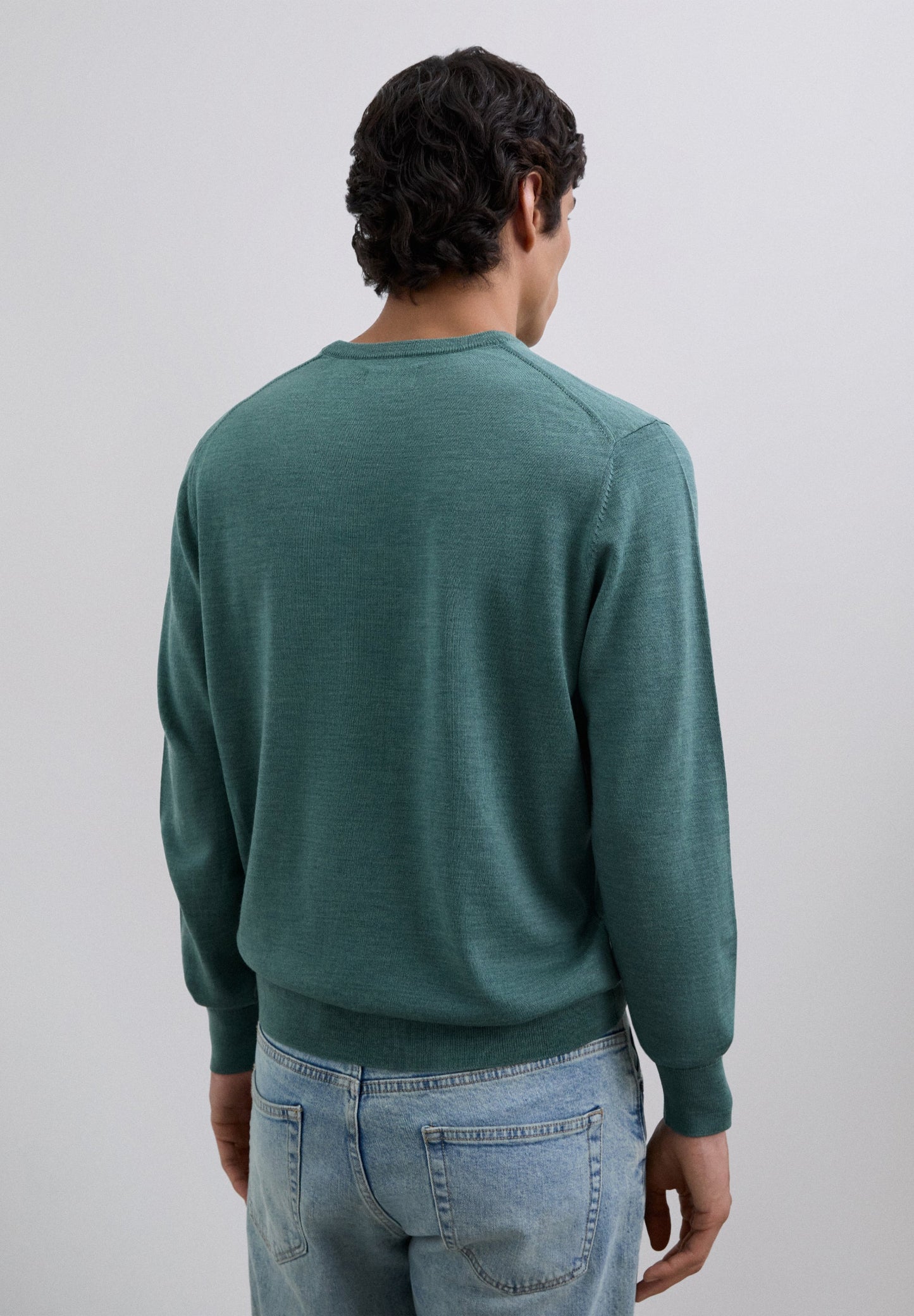 JERSEY BORDADO LANA MERINO