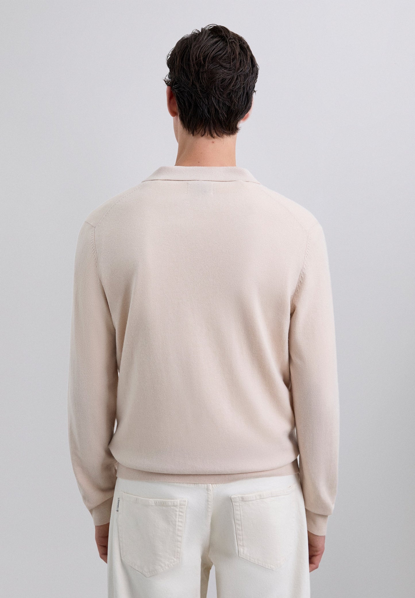 JERSEY POLO CUELLO PICO LANA