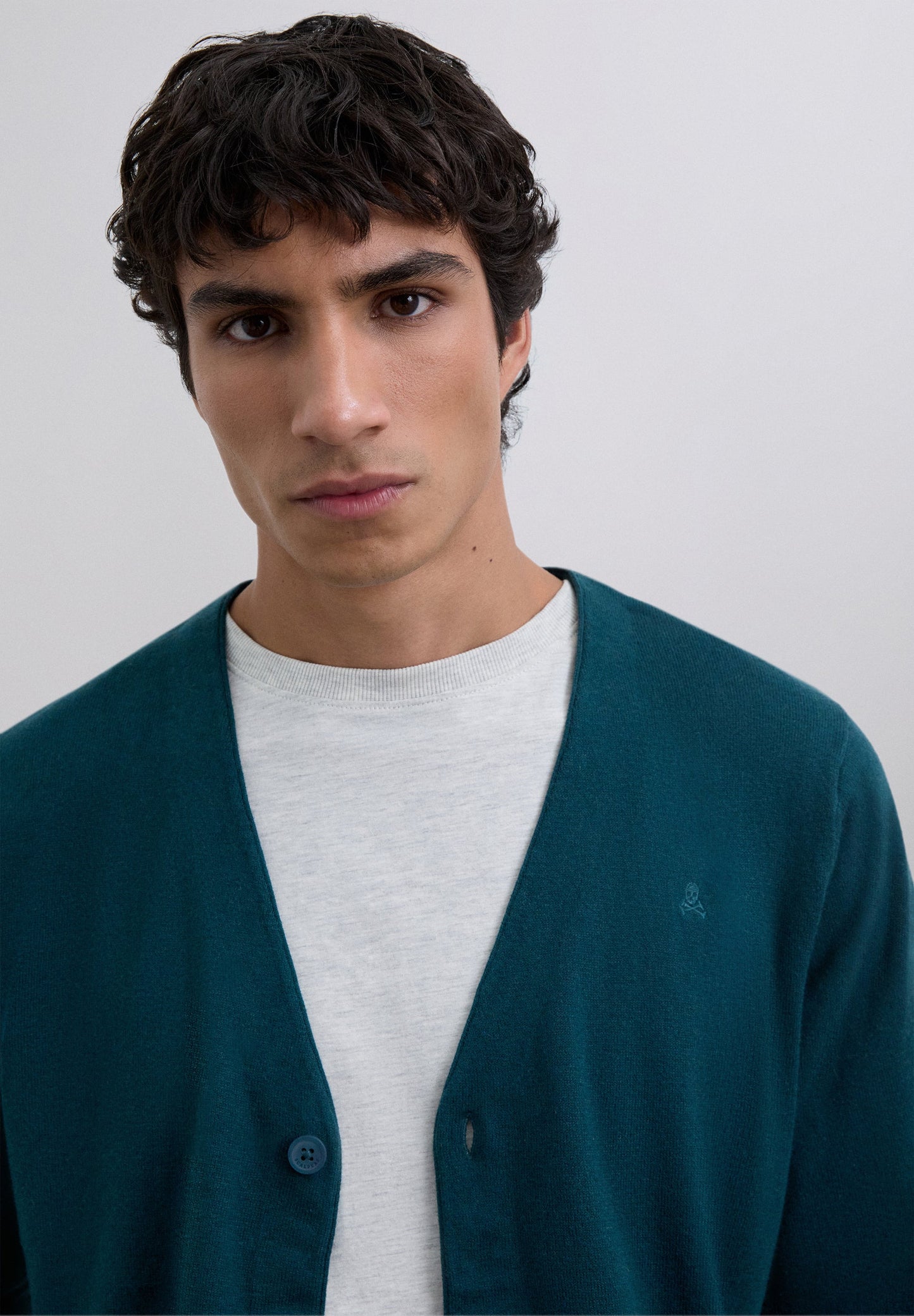 CÁRDIGAN CUELLO PICO ALGODÓN