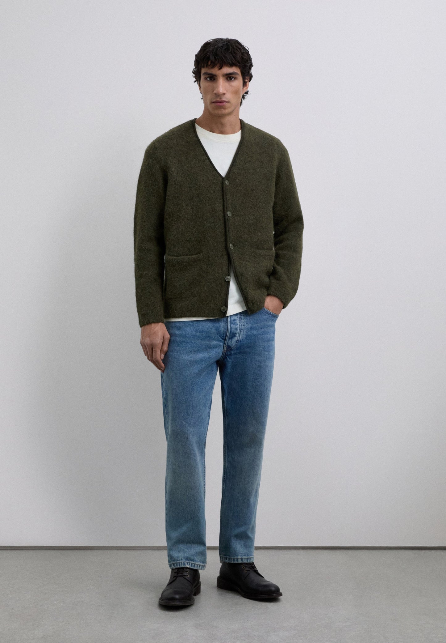 CARDIGAN CUELLO PICO ALPACA