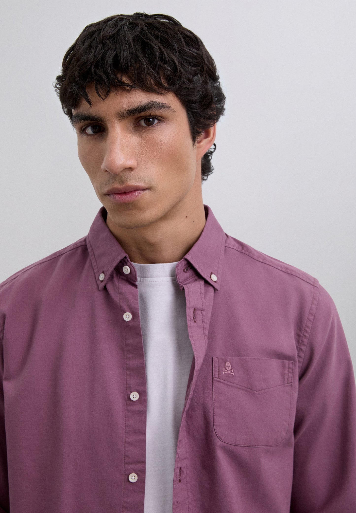 CAMISA OXFORD BOLSILLO CALAVERA