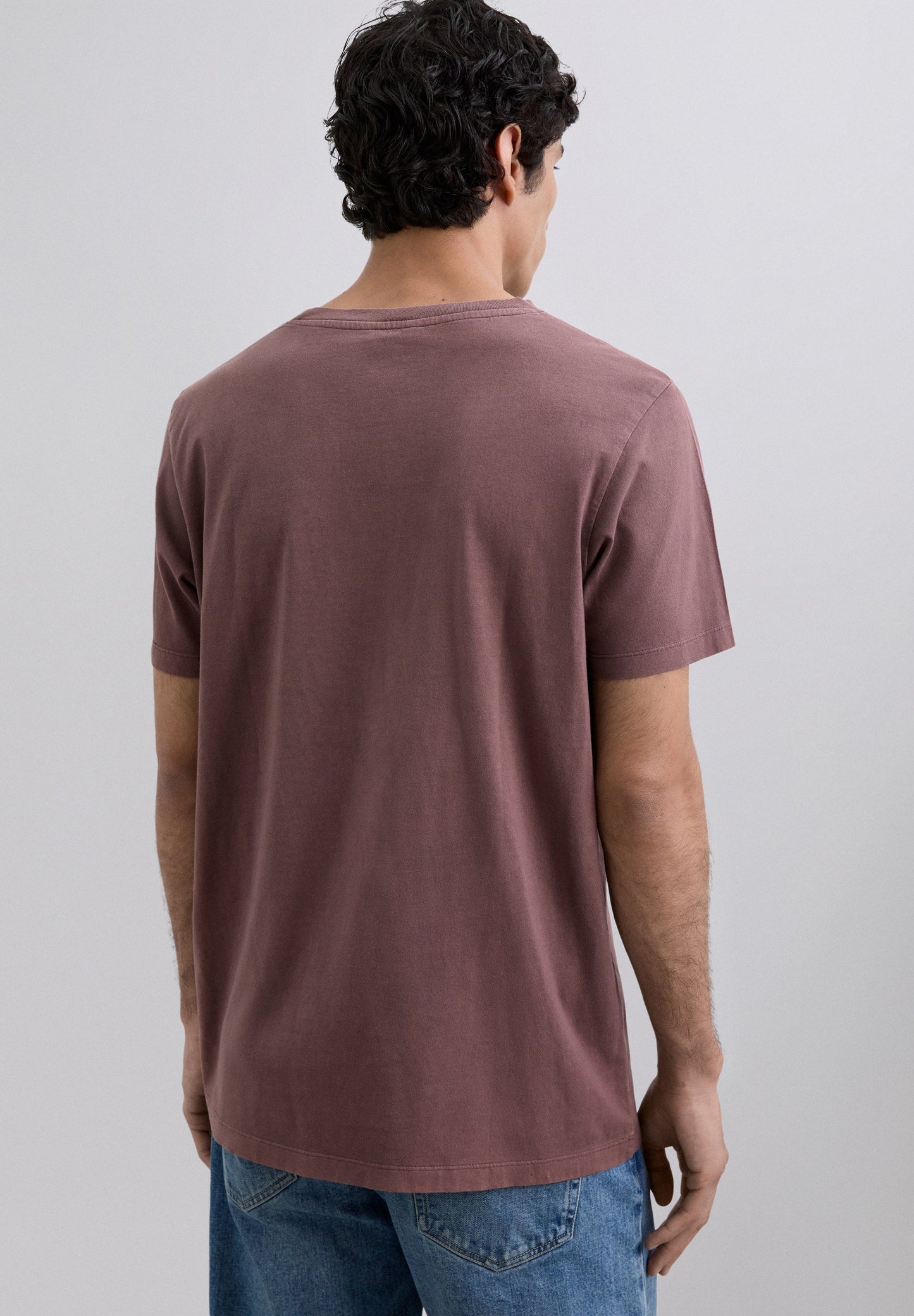 CAMISETA CALAVERA BORDADA TONO