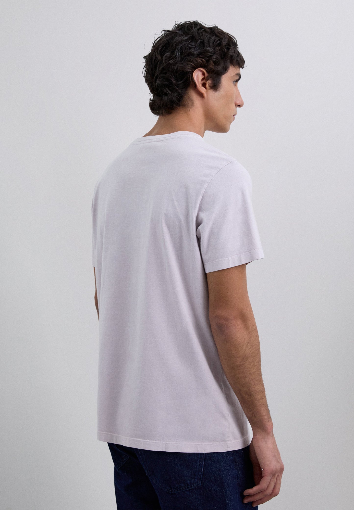 CAMISETA CALAVERA BORDADA TONO