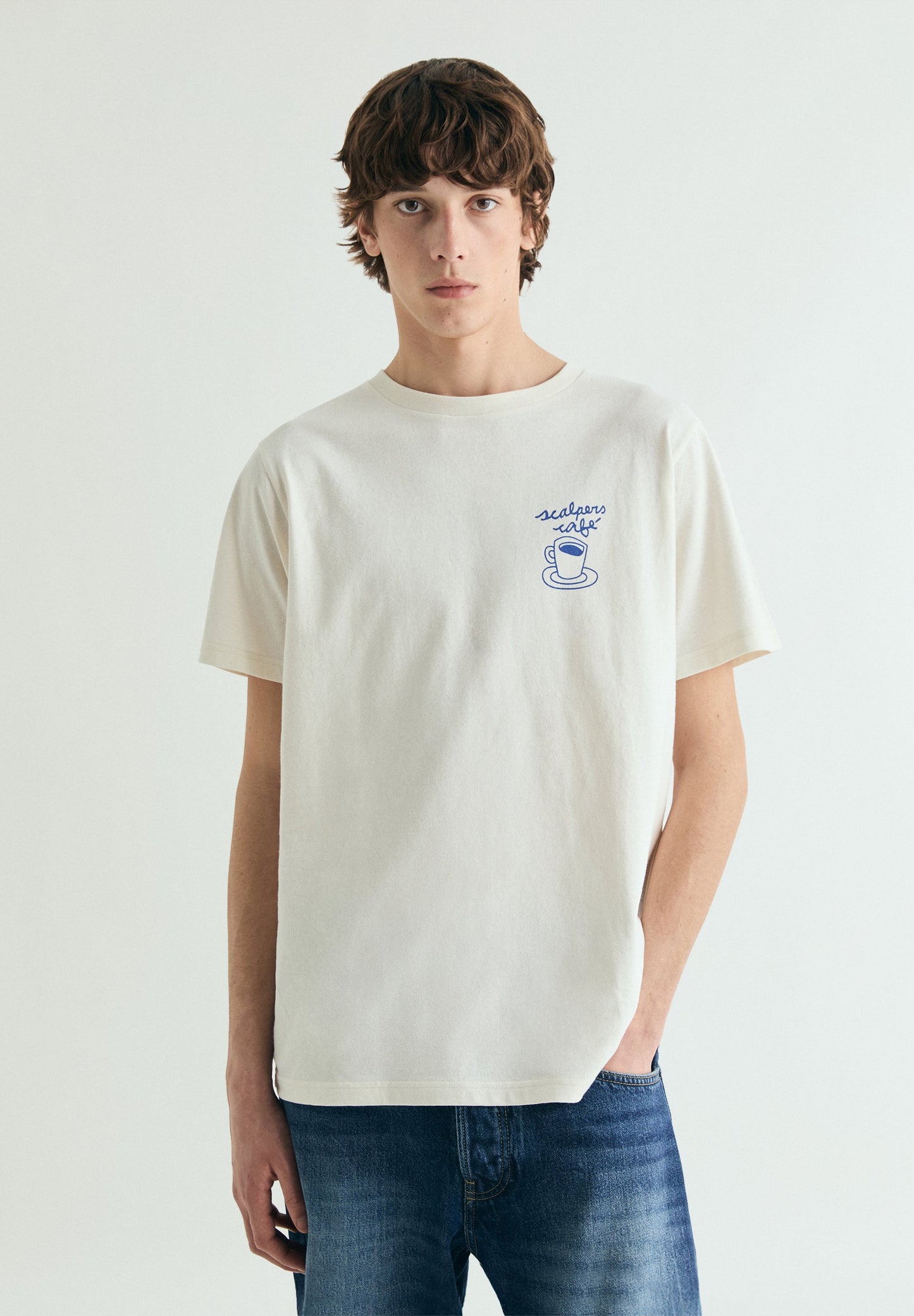 CAMISETA PRINT SCALPERS CAFÉ