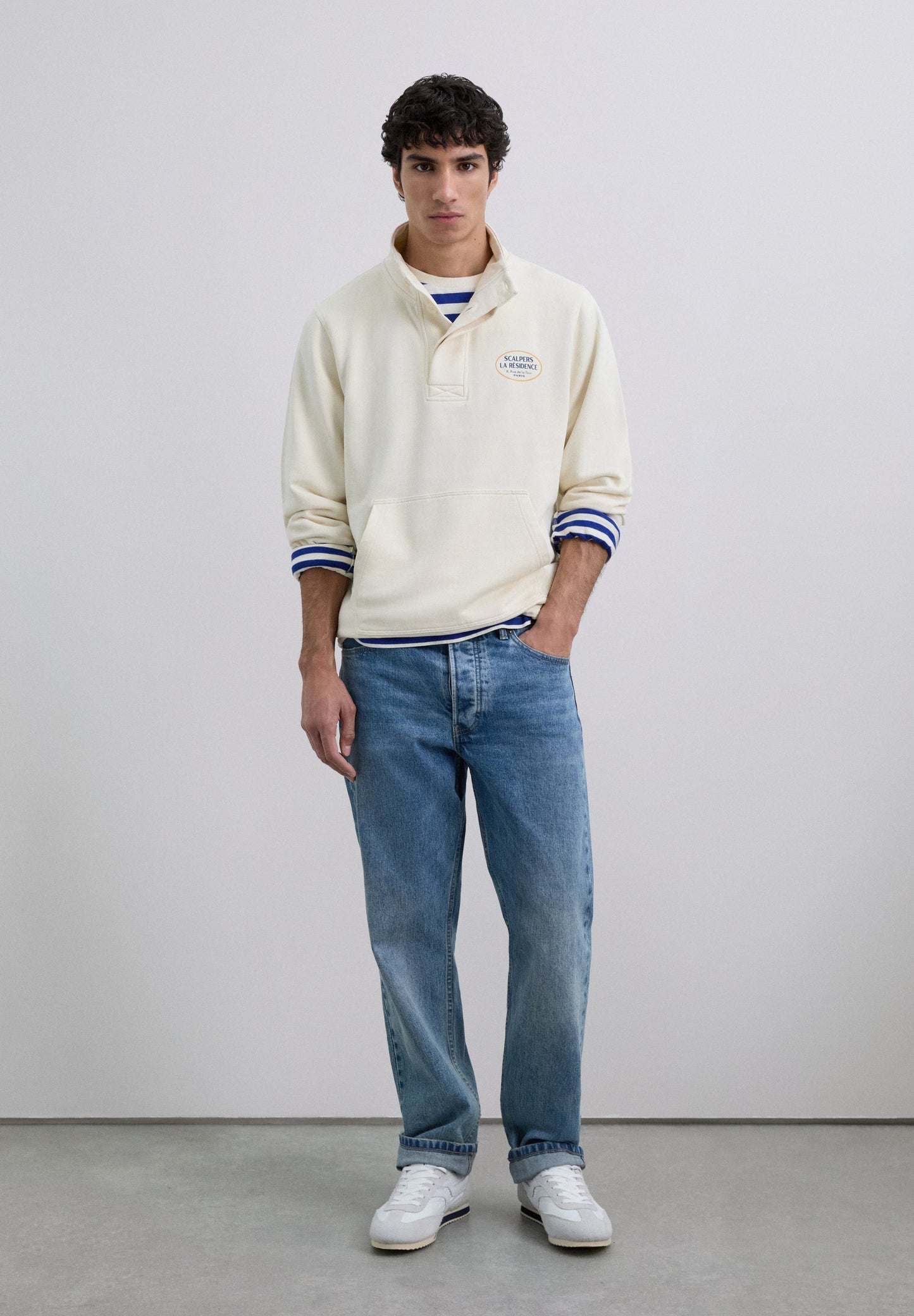 SUDADERA CUELLO ALTO LOGO